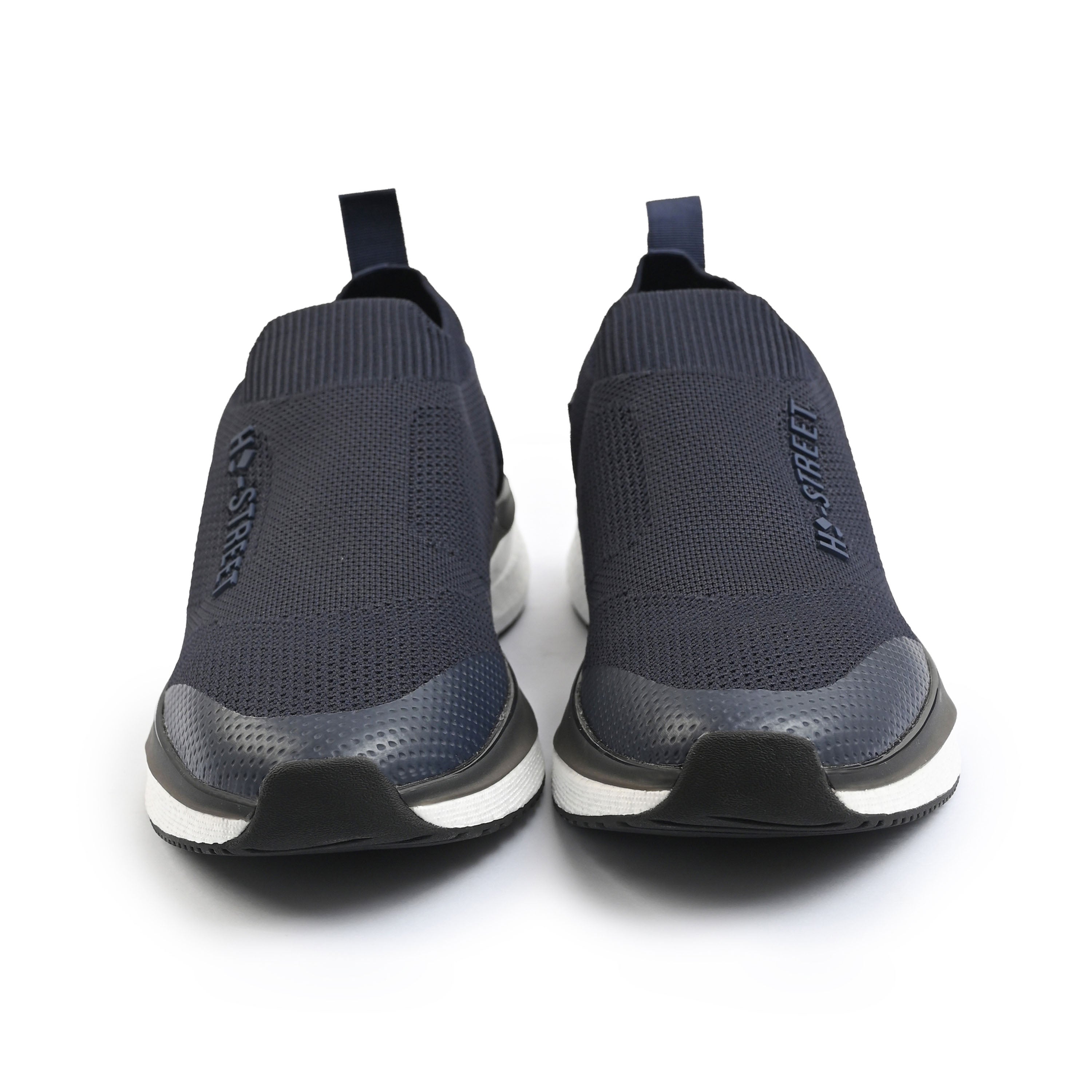 stylish sports shoes