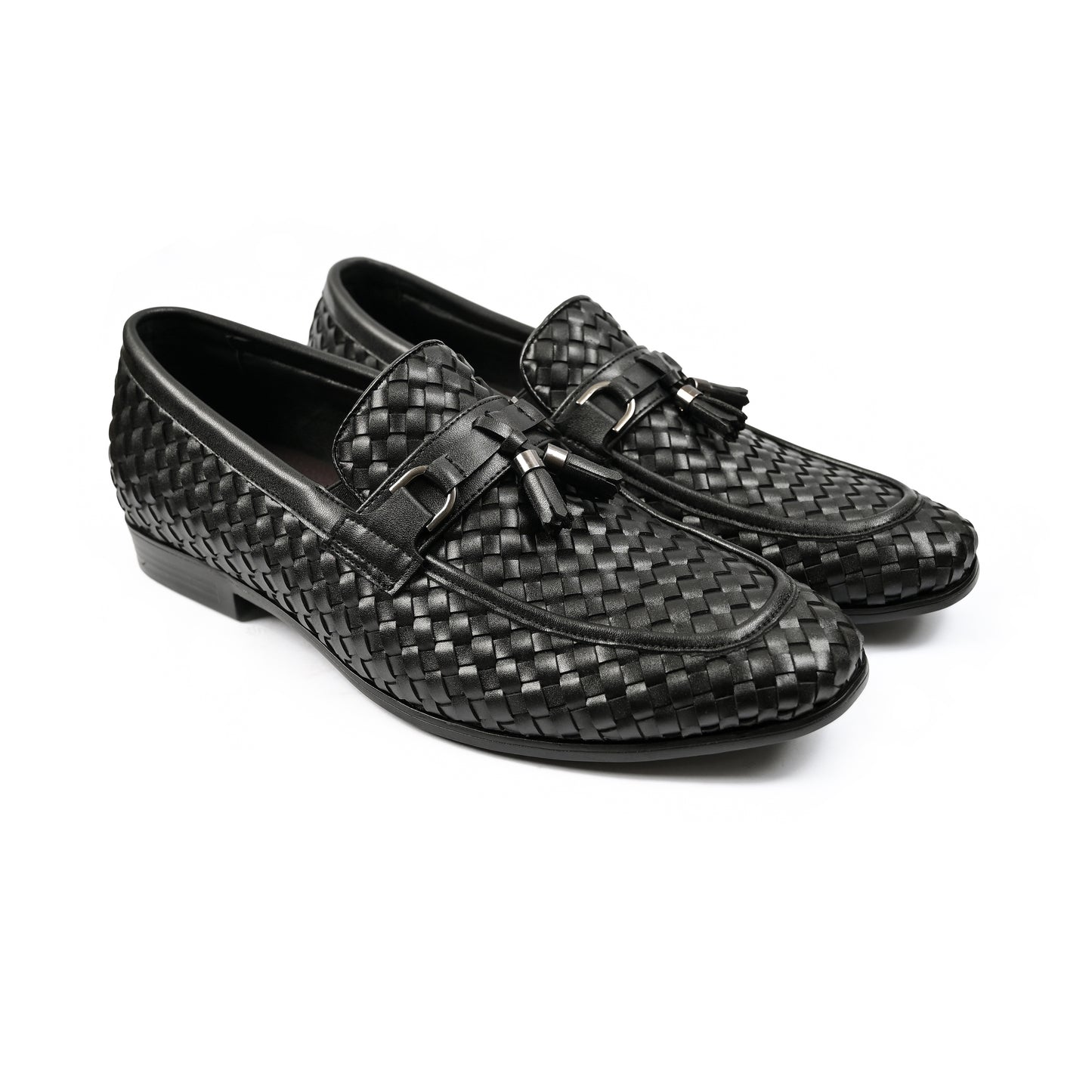 BLACK BRAIDED SHOES