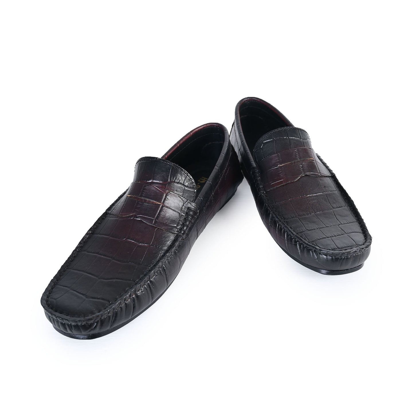 TEXTURED DRIVING LOAFER