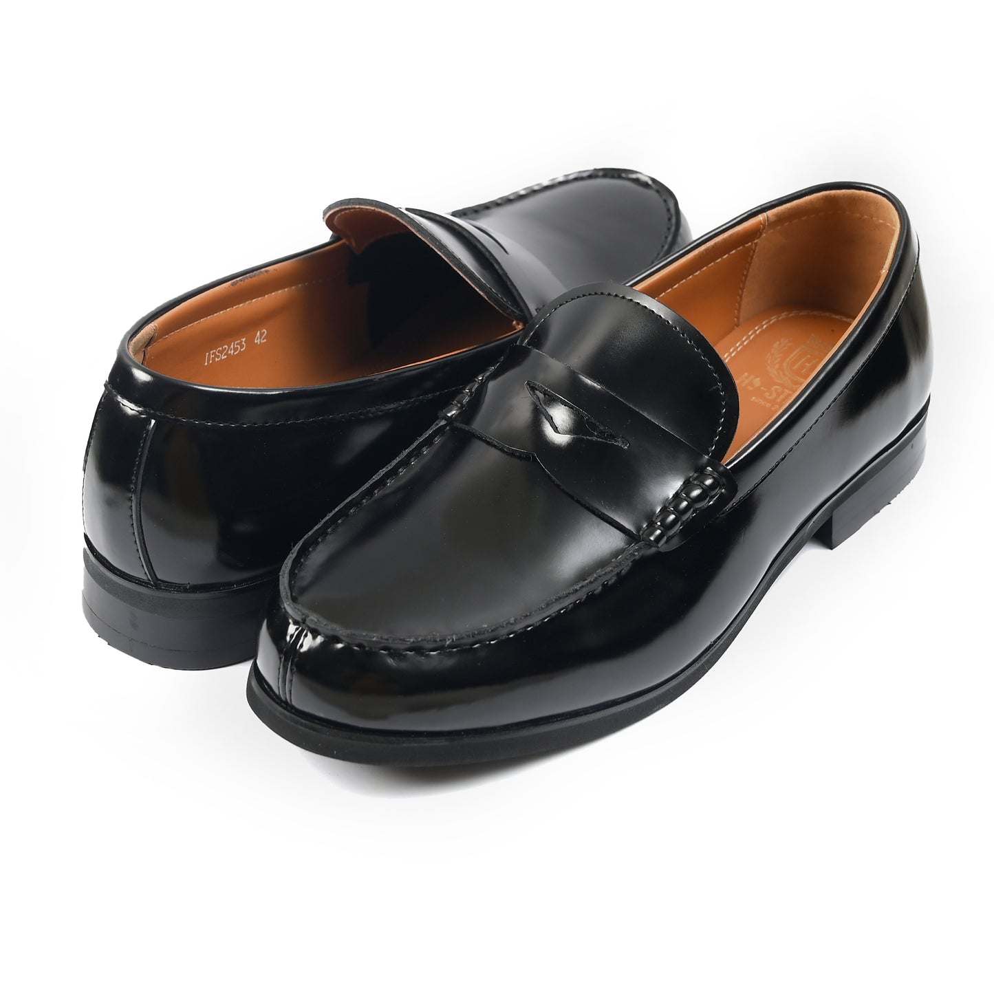BLACK PATEND LEATHER LOAFER