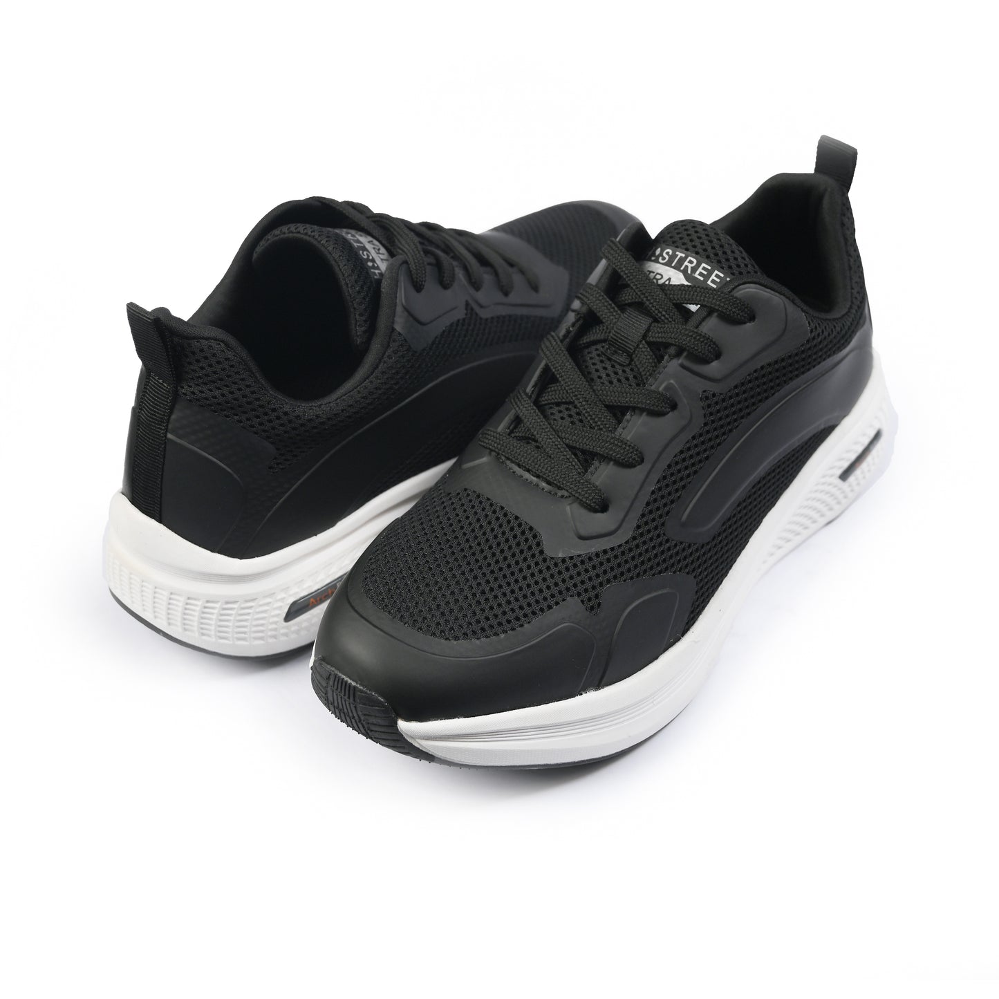 LACE UP COMFORT TRAINER
