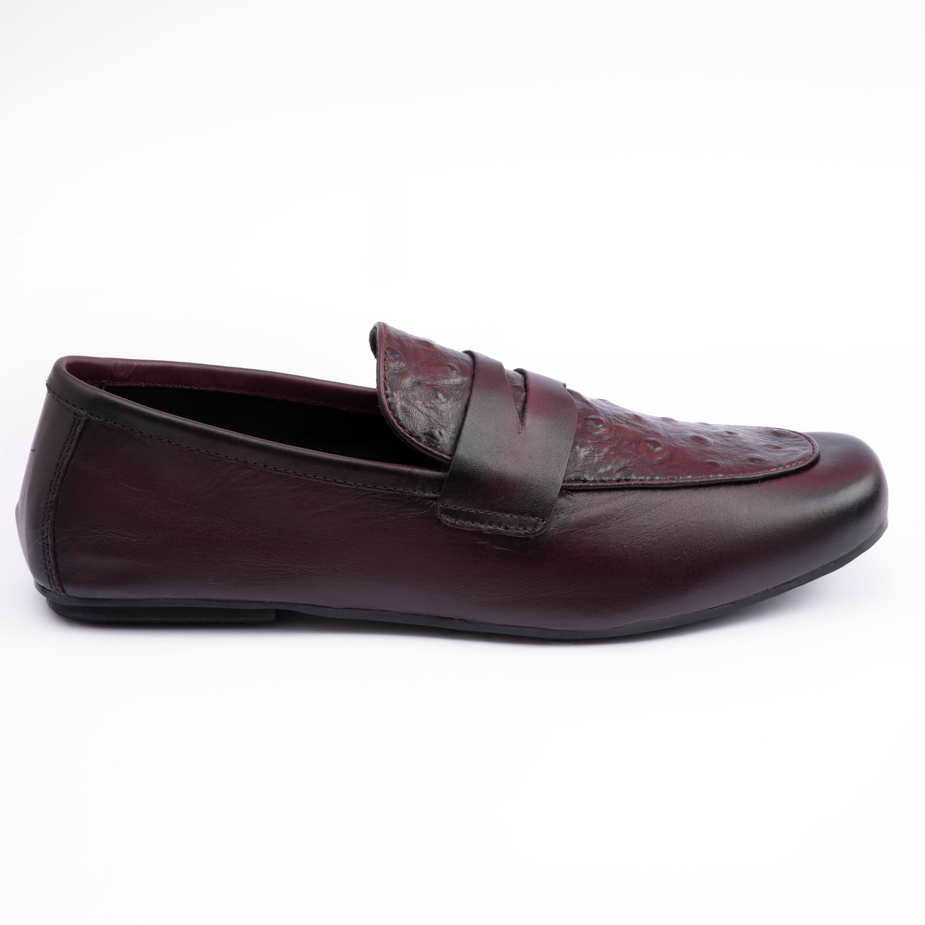 OSTRICH LEATHER TEXTURED MOCCASIN