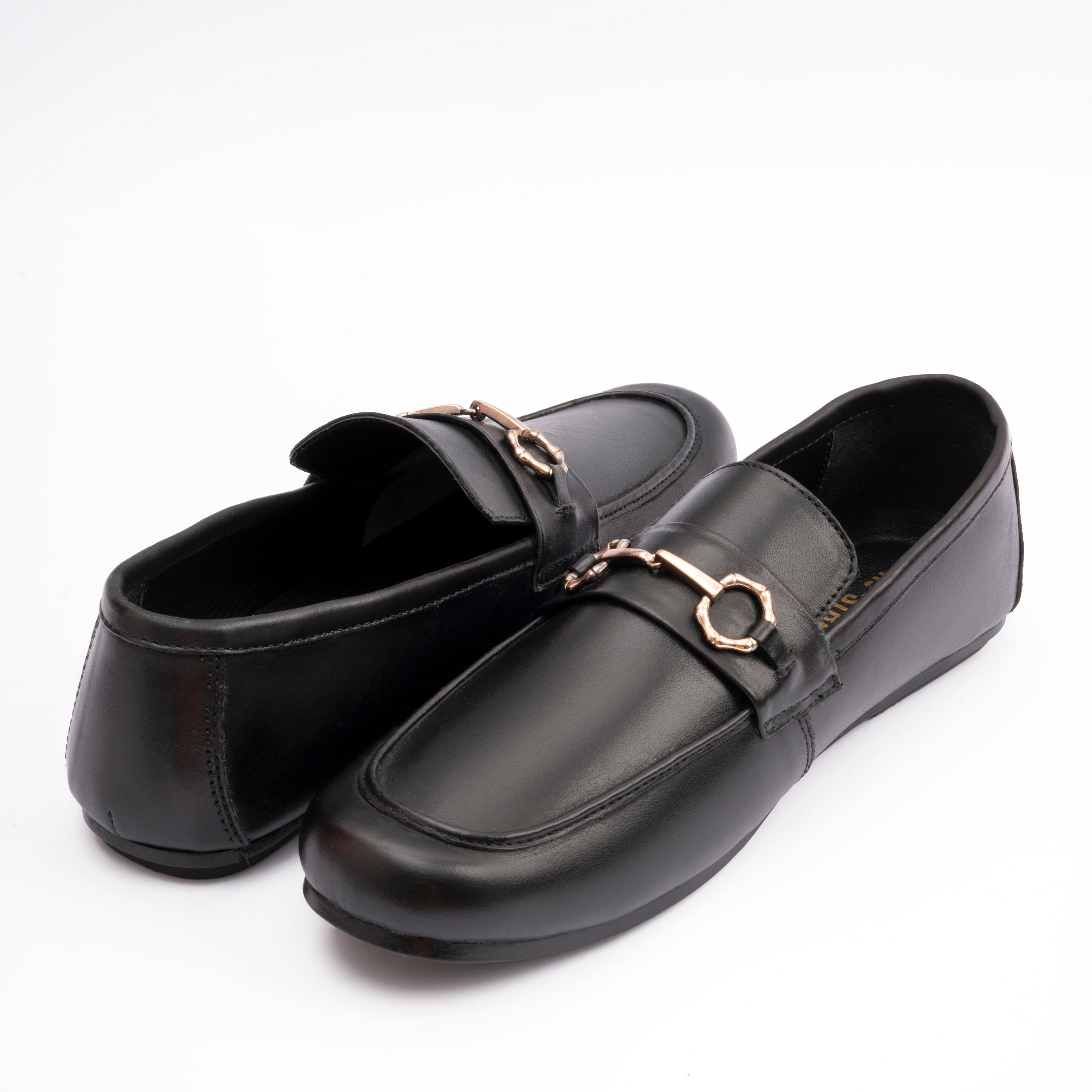 BLACK LEATHER CLASSIC MOCCASINS