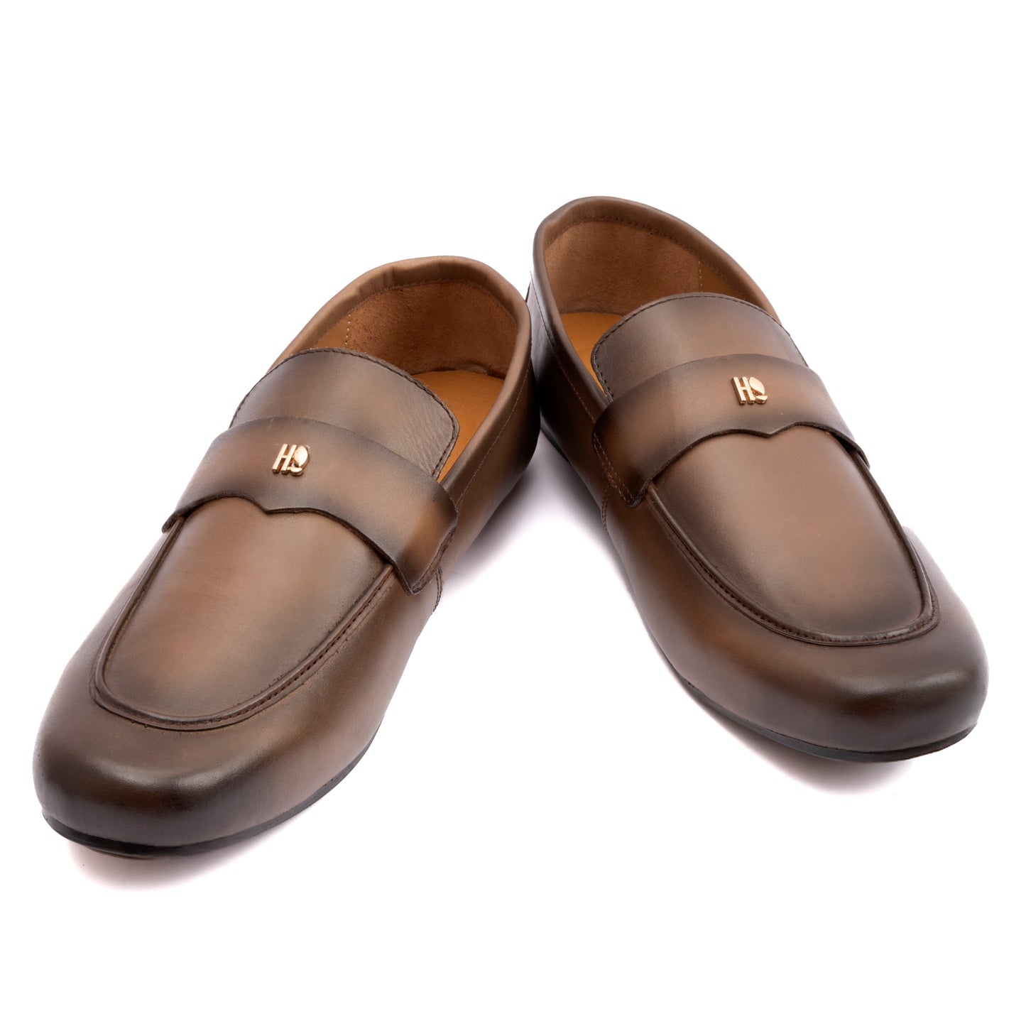 SOFT LEATHER SHADED TOE MOCCASINS