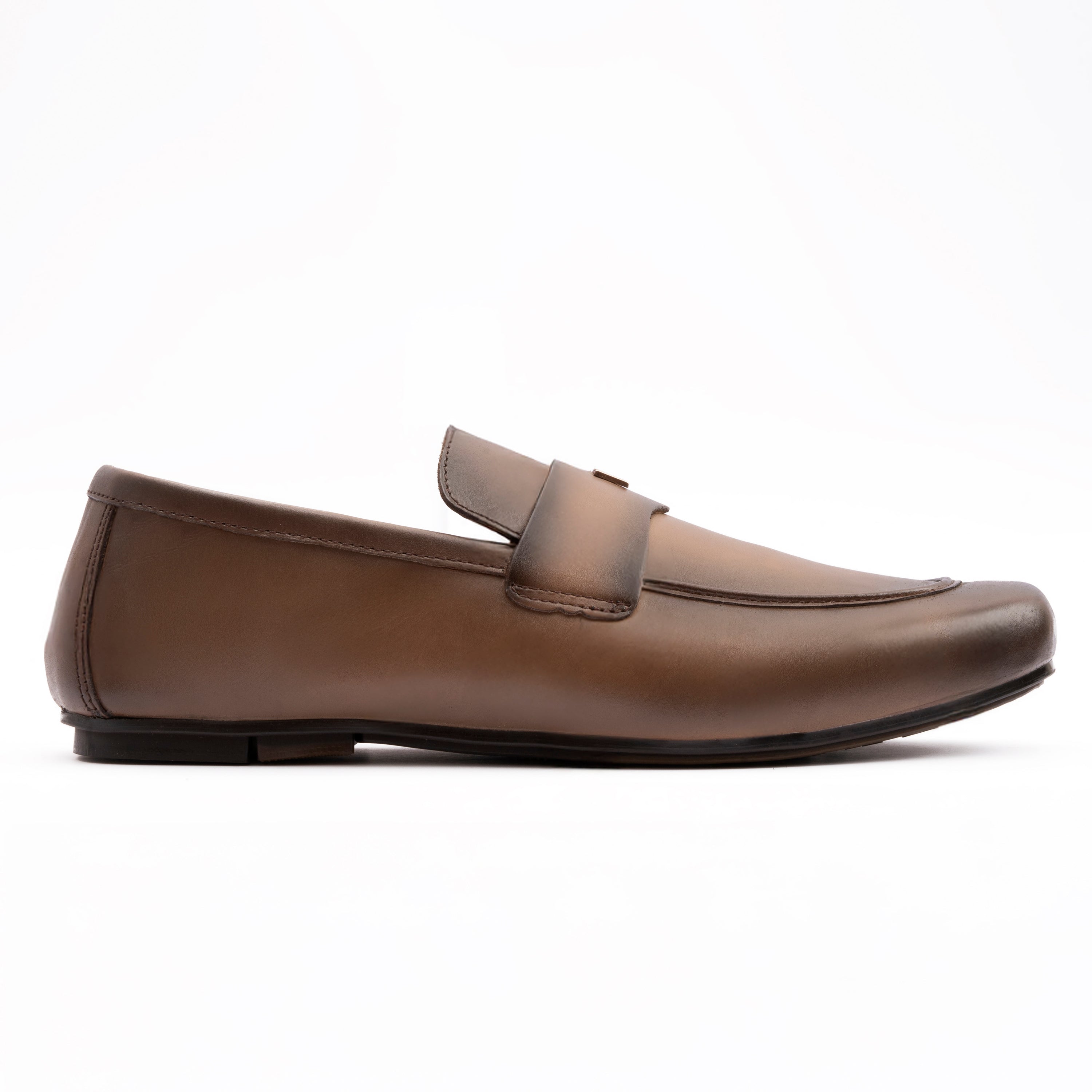 SOFT LEATHER SHADED TOE MOCCASINS