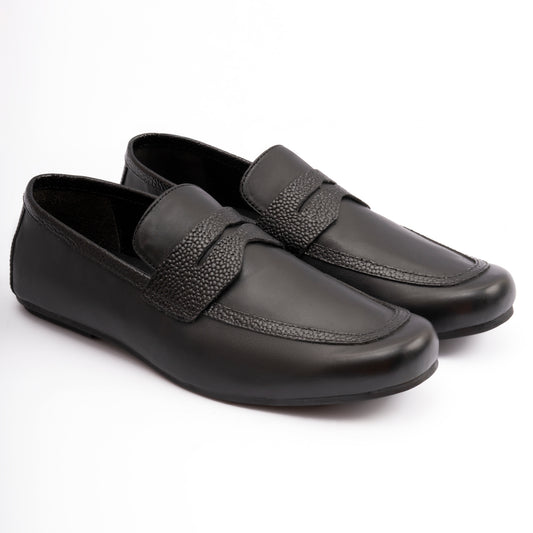 BLACK ANILINE LEATHER MOCCASIN