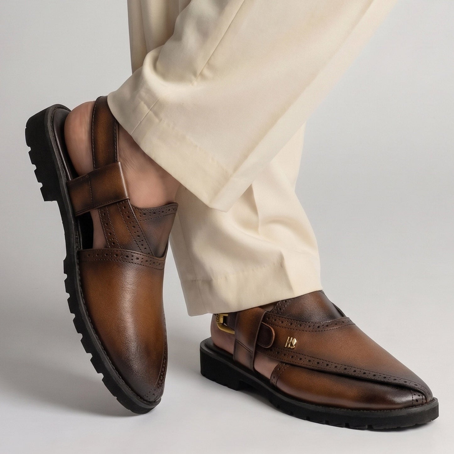 TWO TONE LEATHER SANDAL - Hi-Street