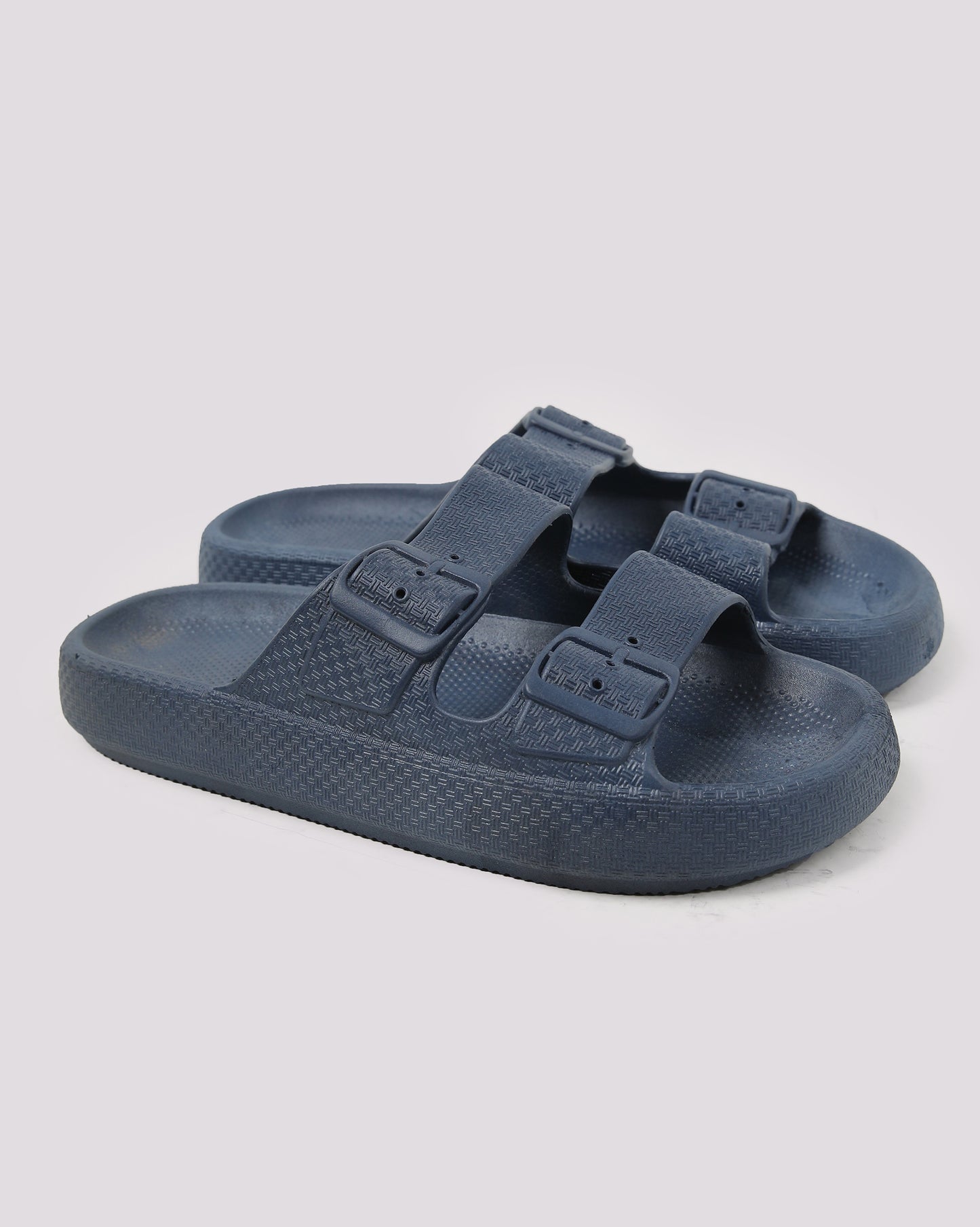 slip on flip flops