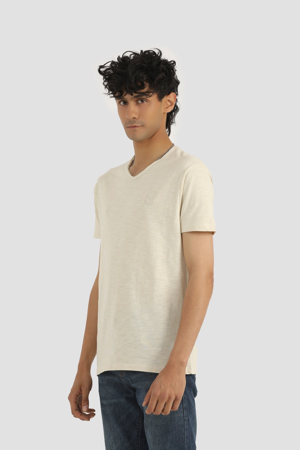 V NECK BASIC T-SHIRT