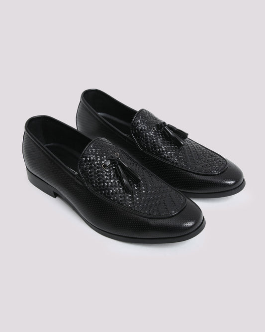 BLACK BRAIDED TASSAL SHOES