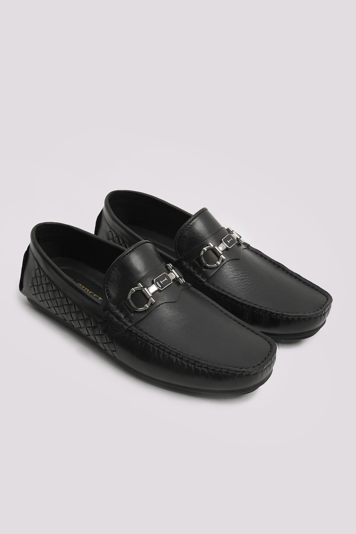 BLACK ANILINE LEATHER MOCCASIN