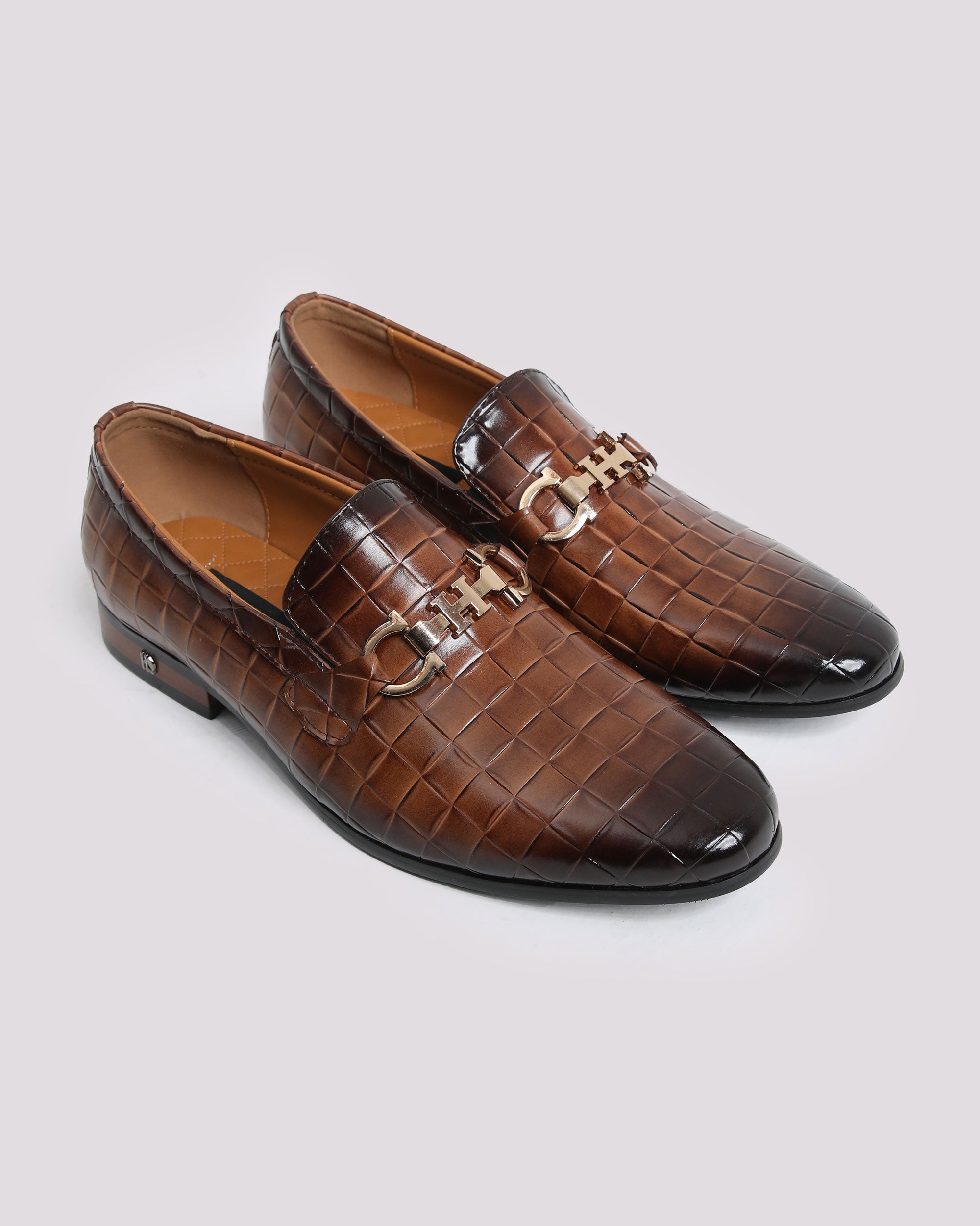 BROWN TEXTURE BUCKLE SHOES