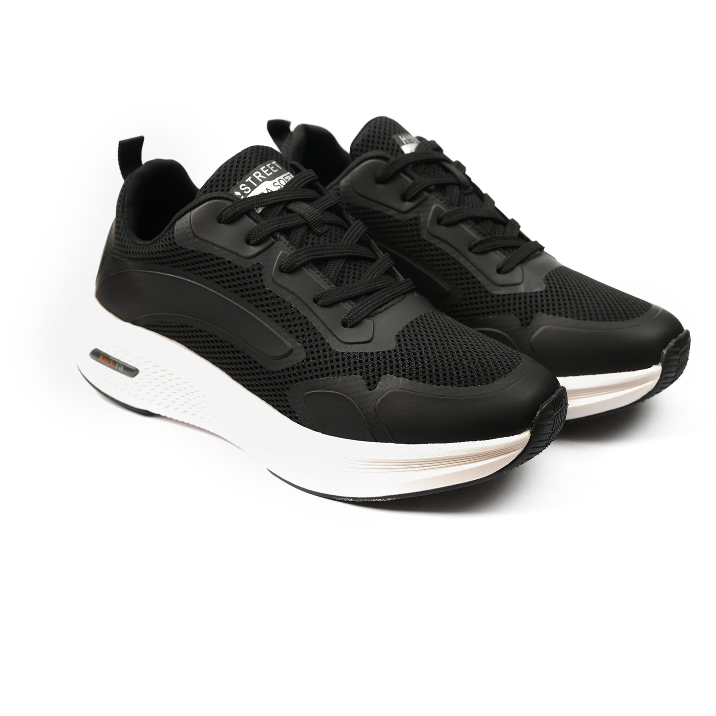 LACE UP COMFORT TRAINER