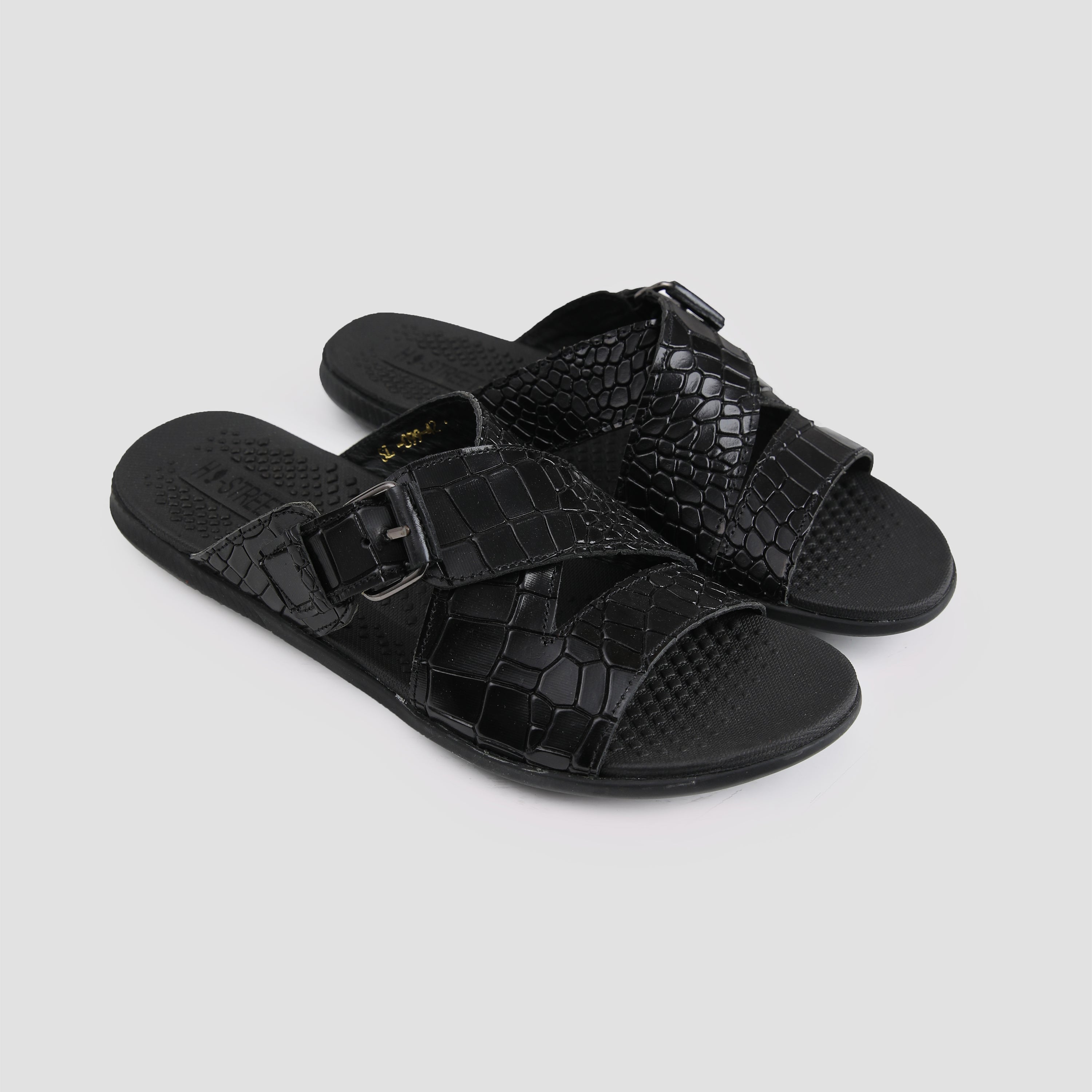 BLACK SLIPPER MEDICATED SOLE