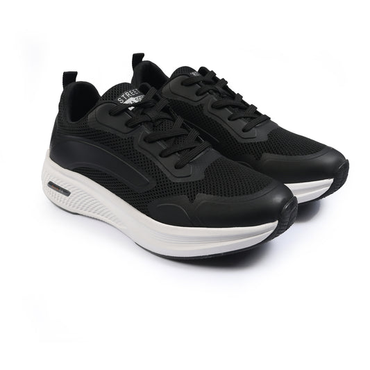 LACE UP COMFORT TRAINER