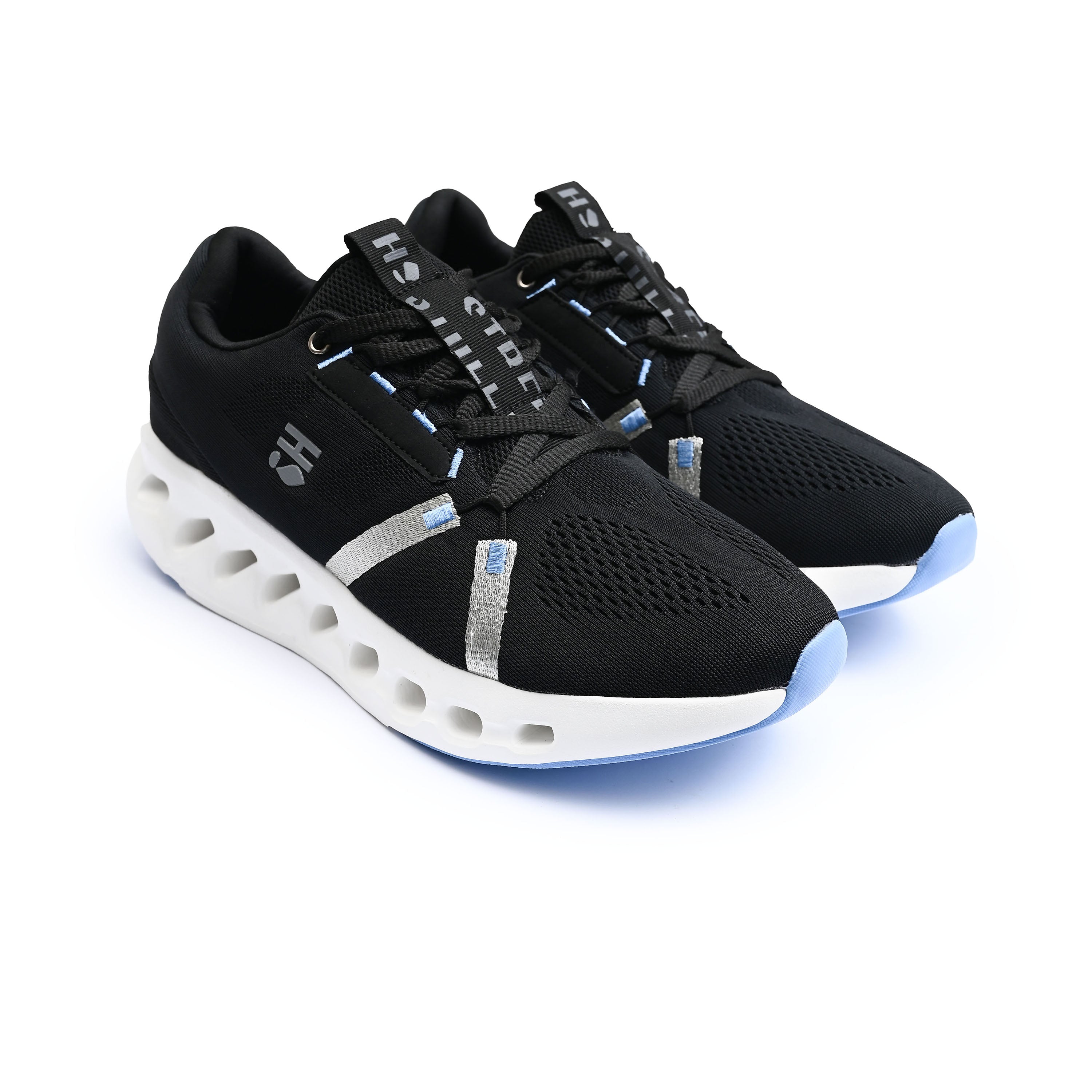 ULTRA LIGHTWEIGHT COSHING SHOES