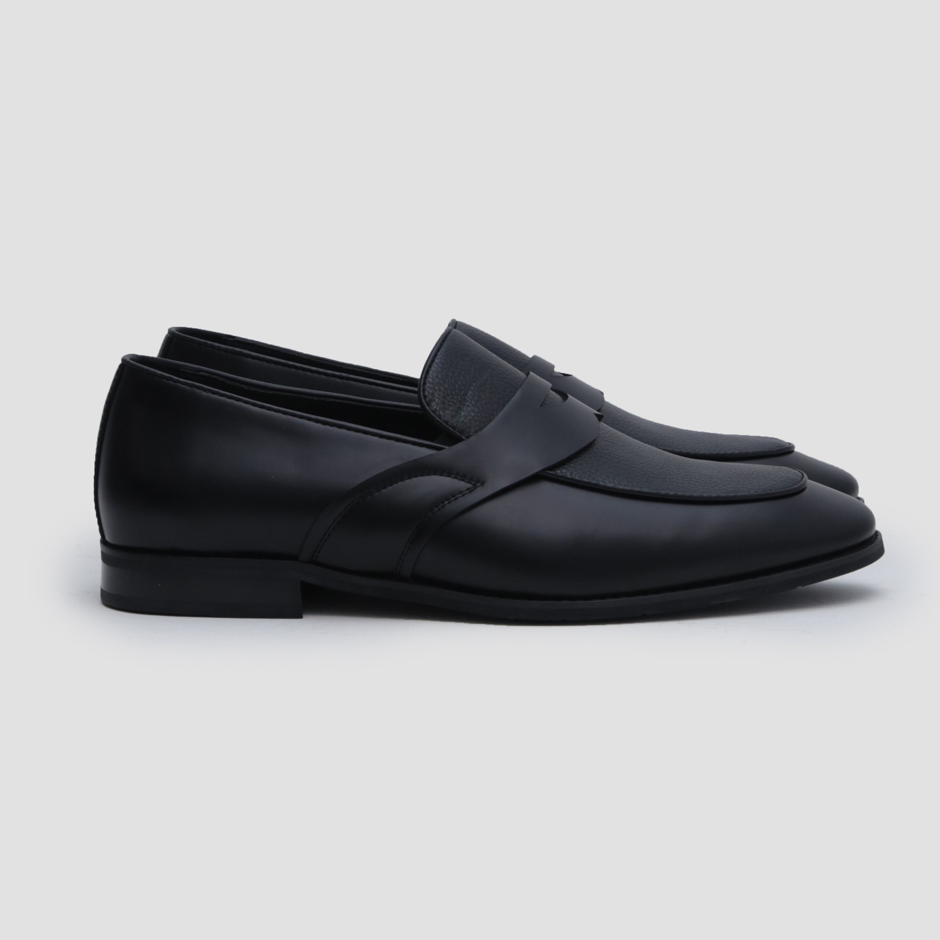 BLACK MILT TEXTURED SHOES