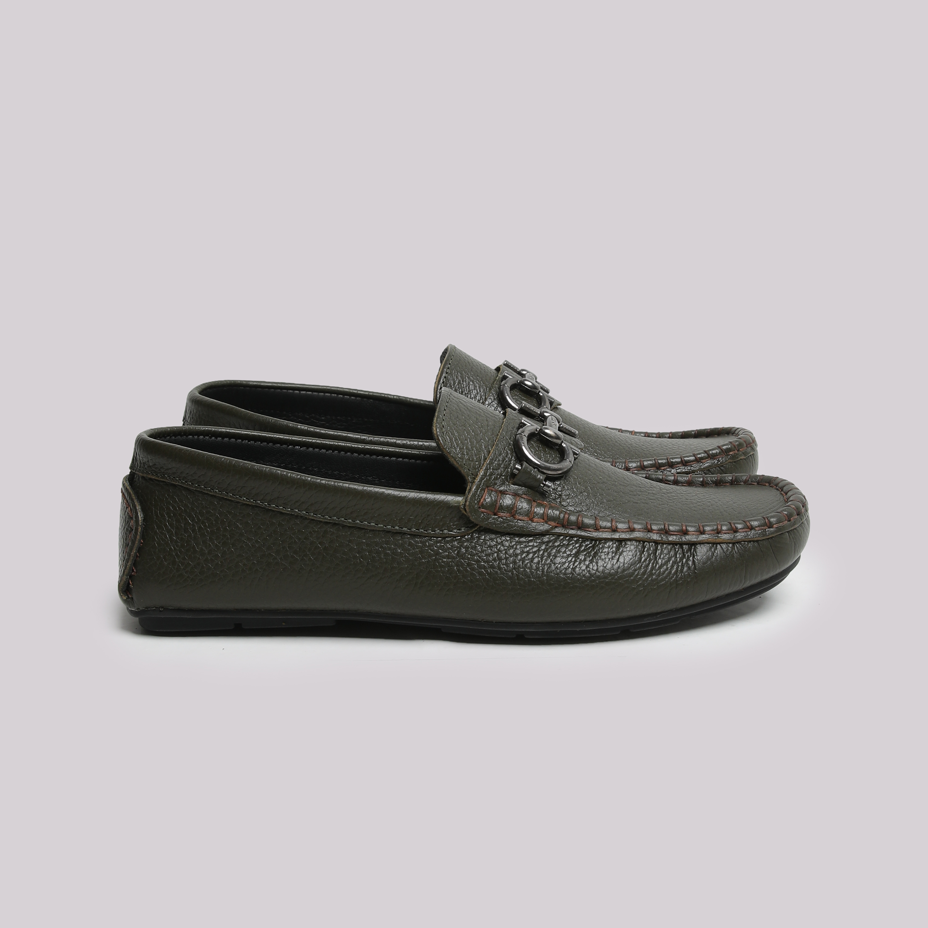 SOFT LEATHER BUCKLE MOCCASIN