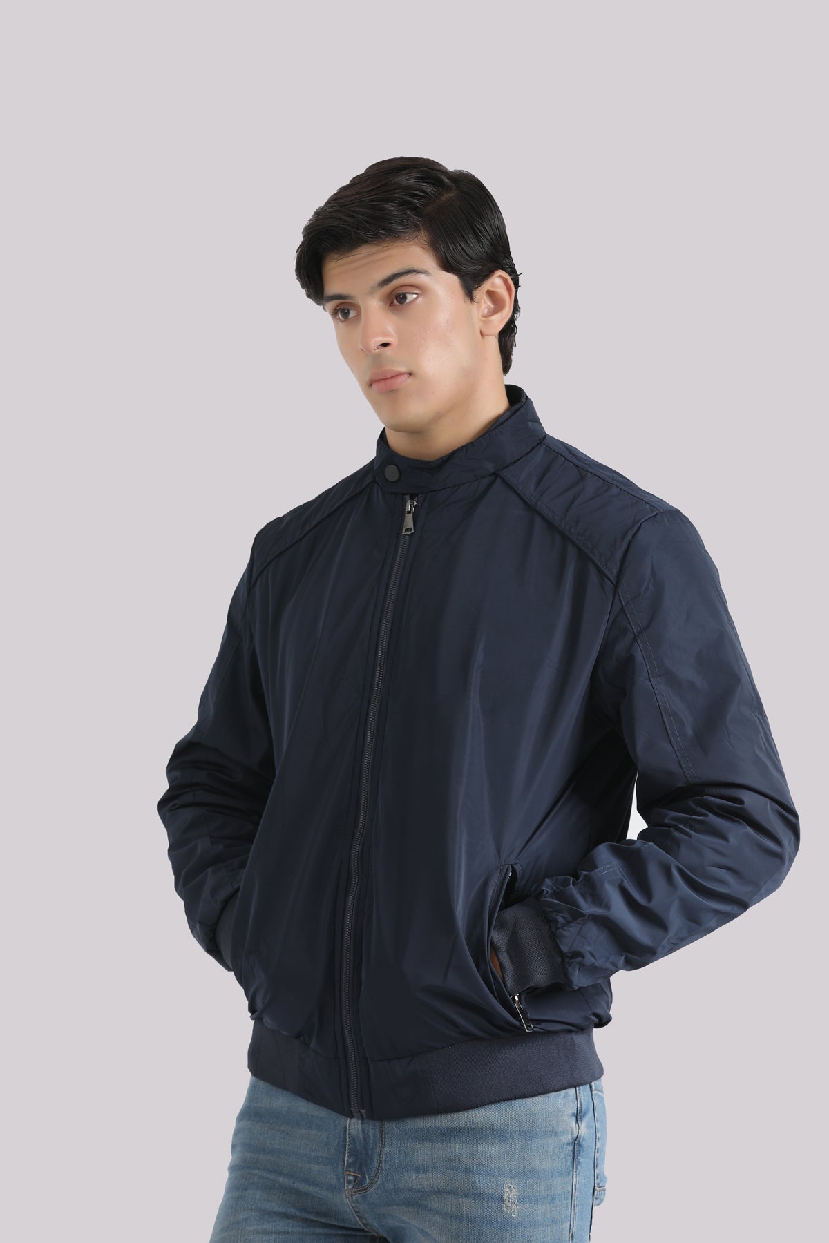 NAVY WINDBREAKER JACKET