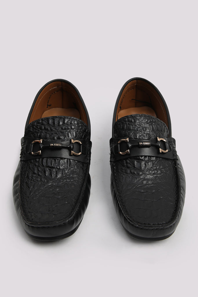 BLACK MOCCASIN WITH CONTRAST BUCKLE