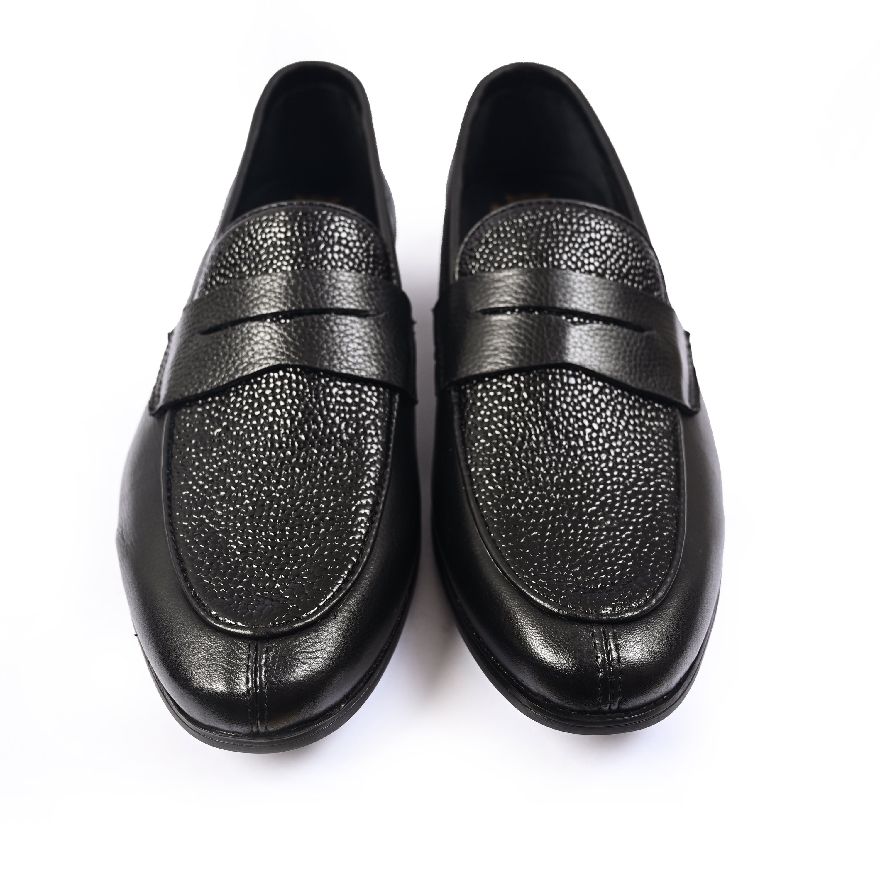 BLACK TEXTURED LEATHER SHOES