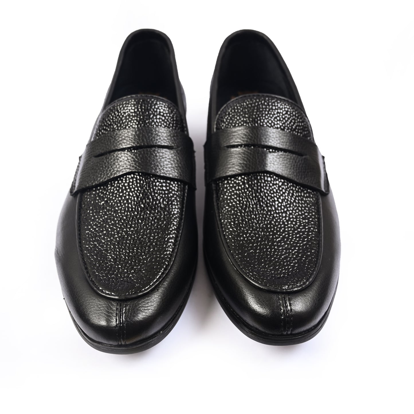BLACK TEXTURED LEATHER SHOES