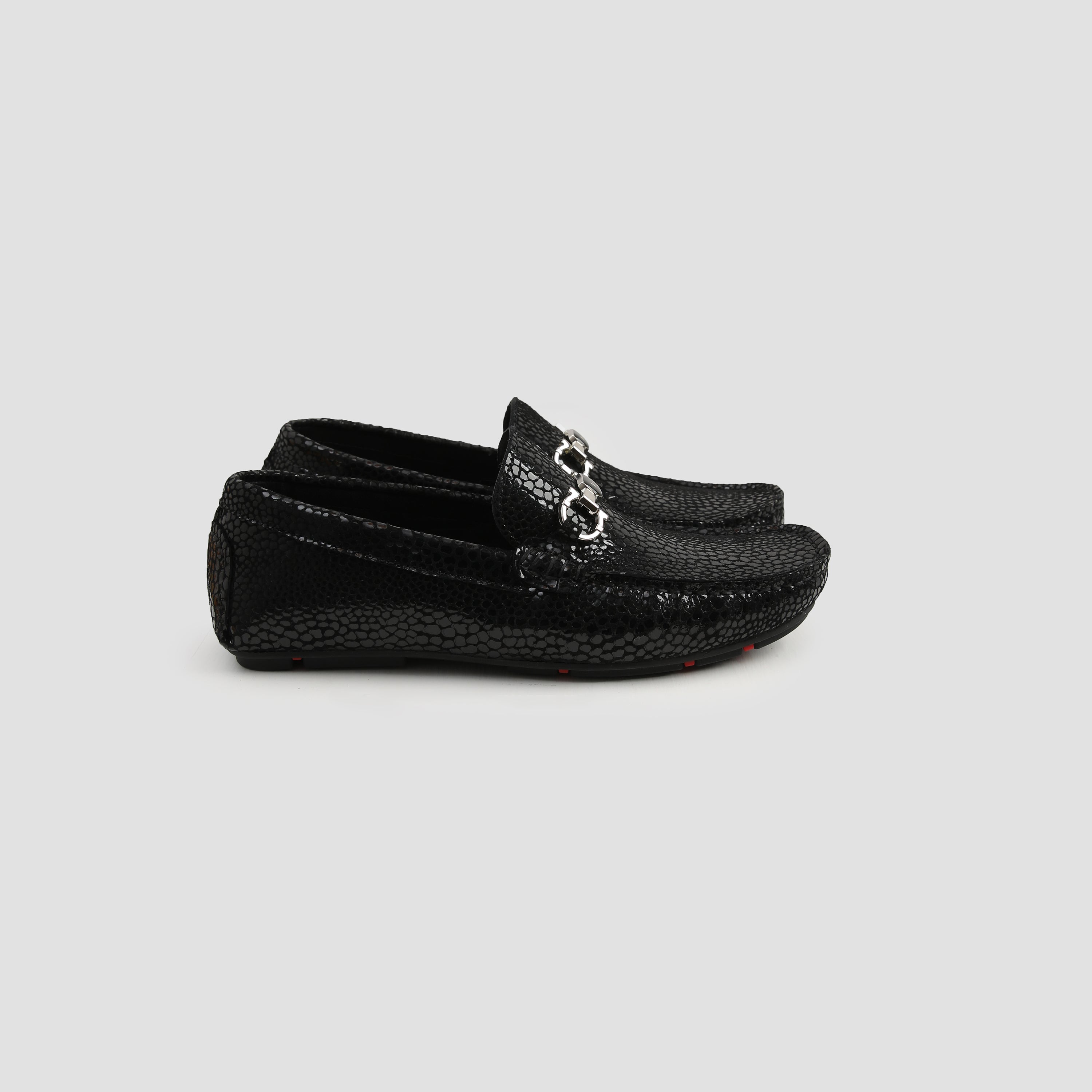 BLACK TEXTURED LEATHER MOCCASINS