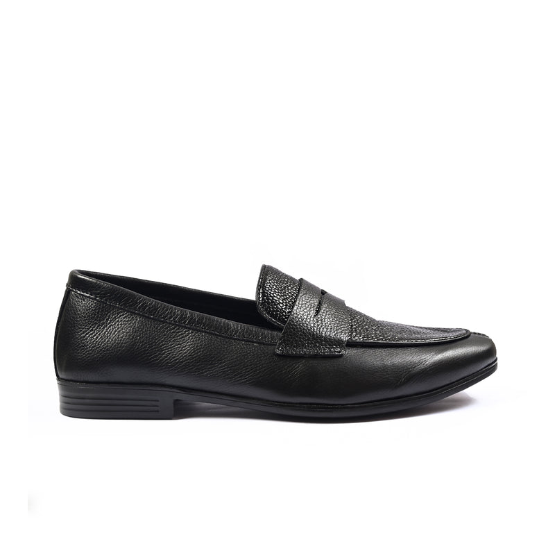 BLACK TEXTURED LEATHER SHOES