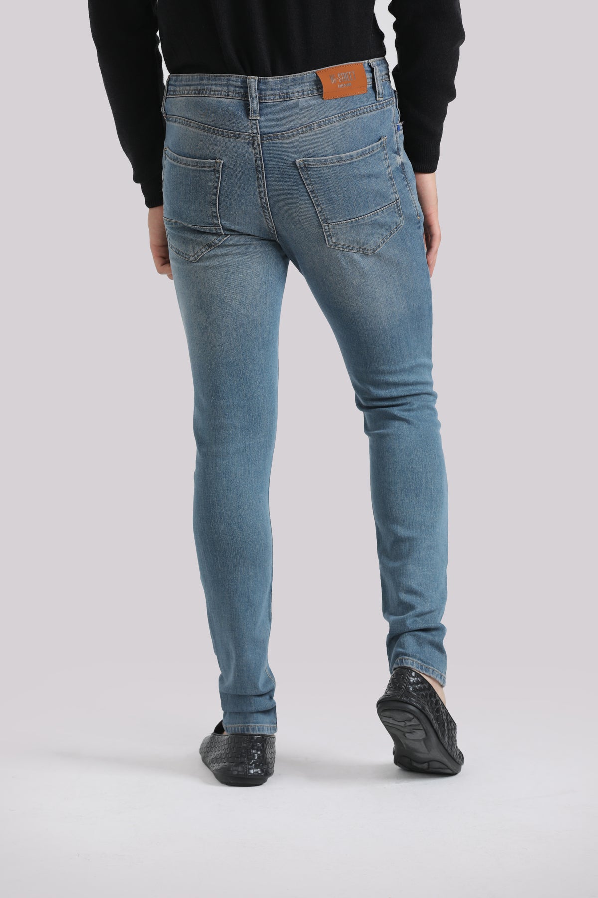 RIPPPED SLIM FIT JEANS