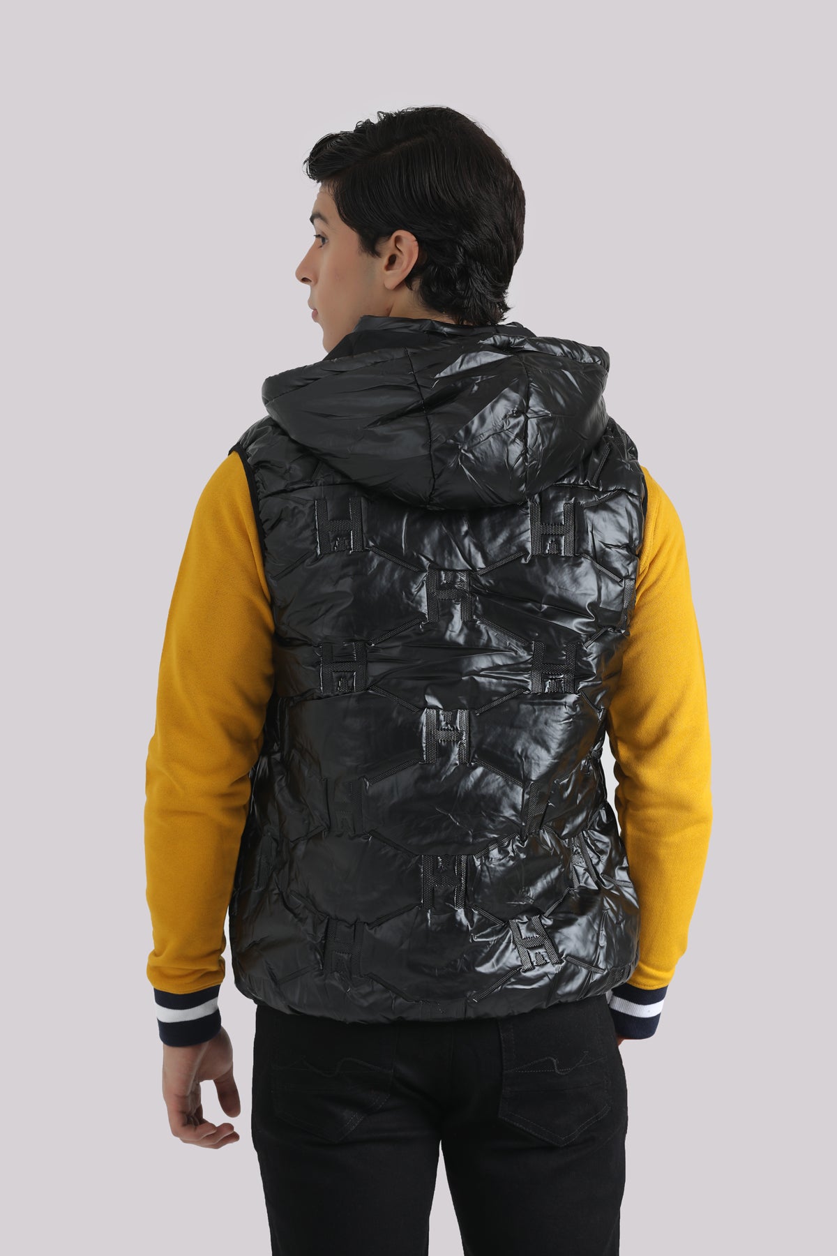 TECHNICAL WINDBREAKER GILET