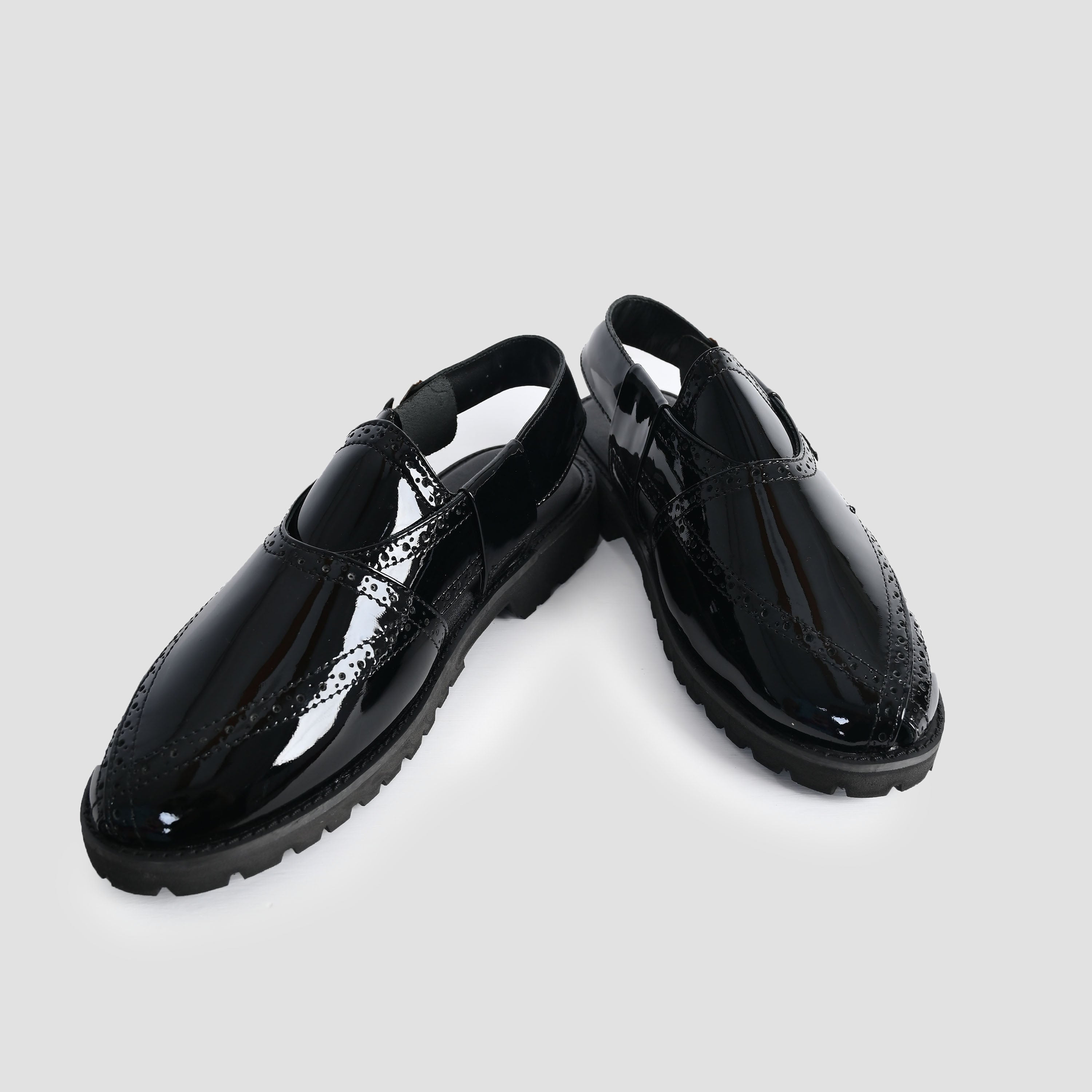 BLACK PATENT LEATHER SANDAL