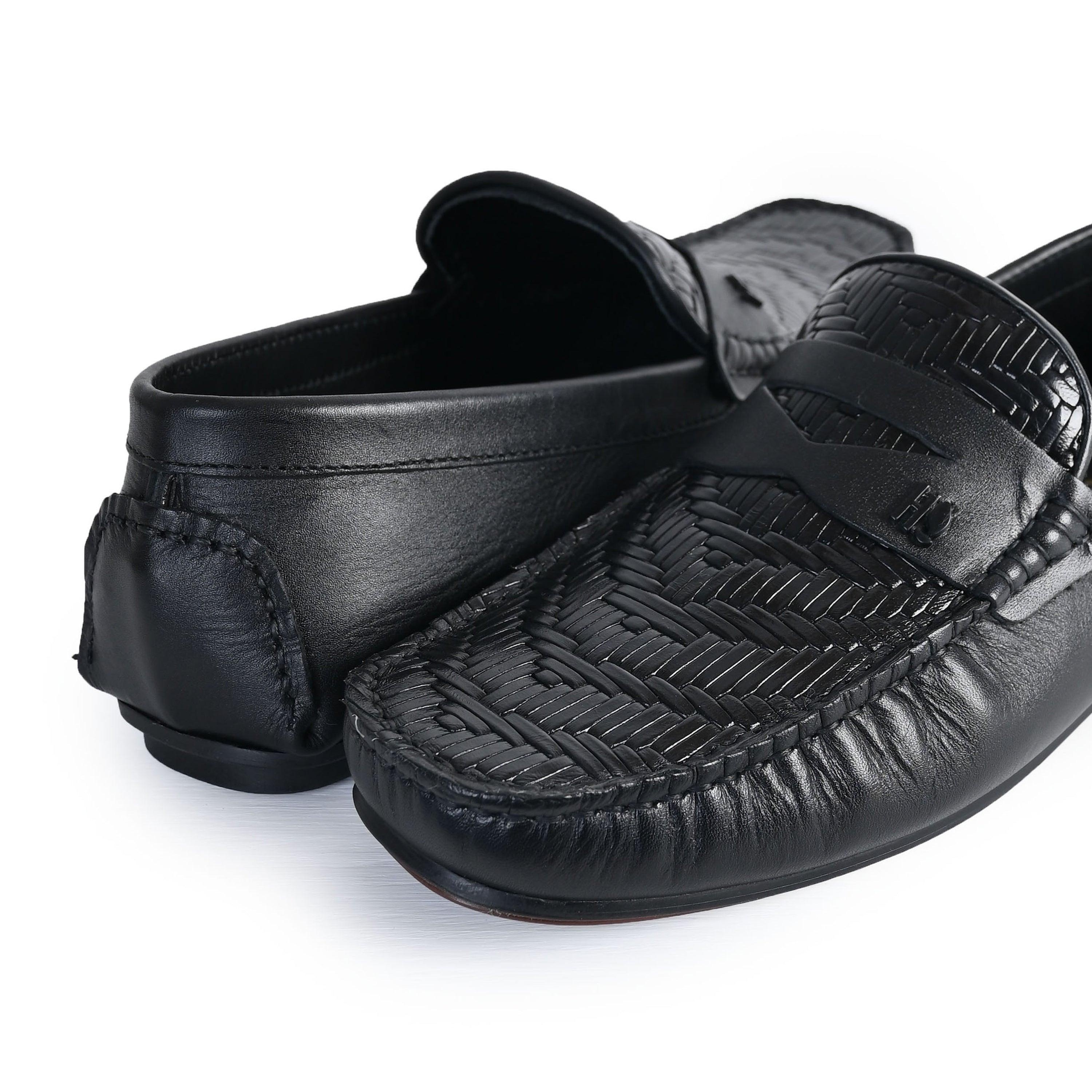 BRAIDED LEATHER MOCCASINS