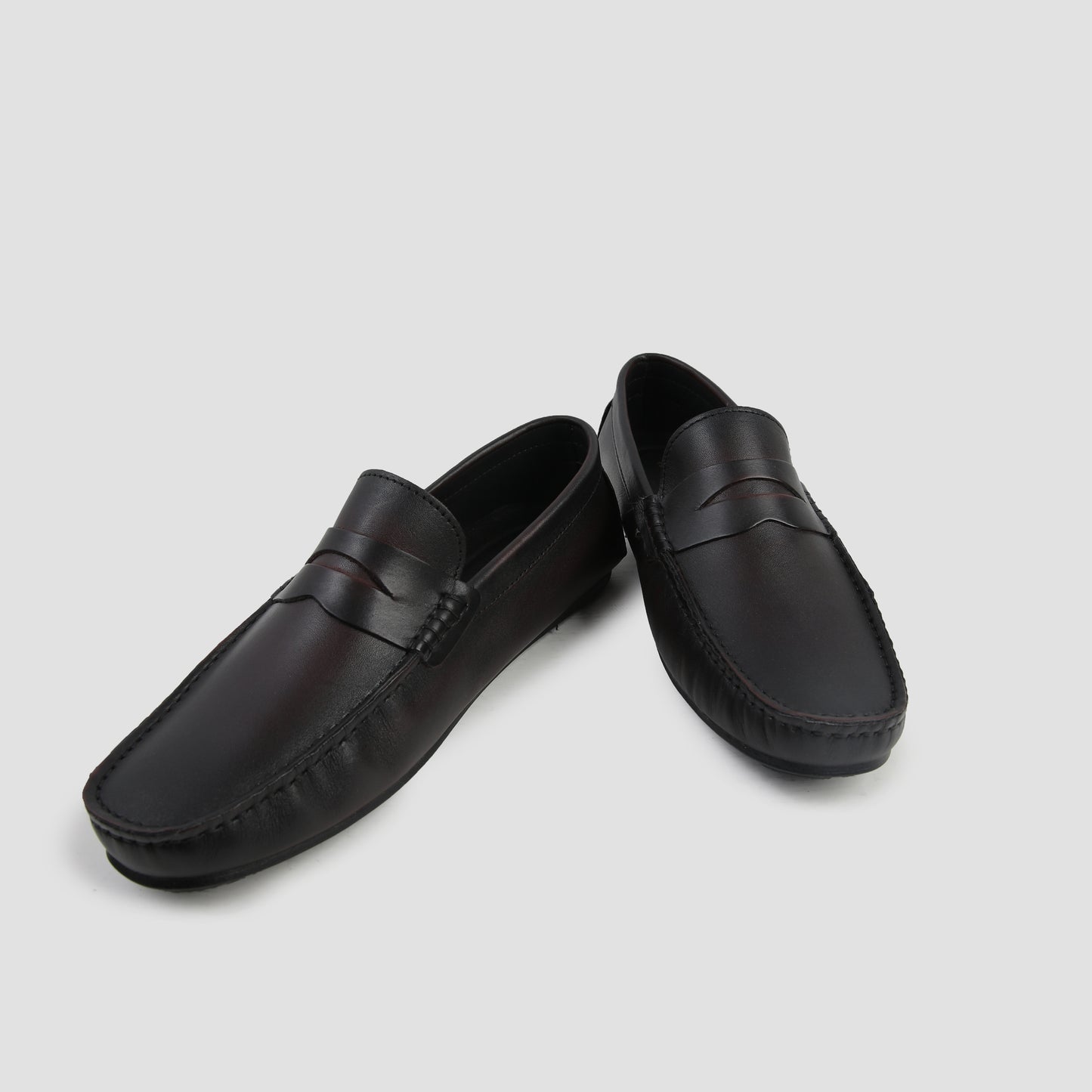 TWO TUNE LEATHER MOCCASIN