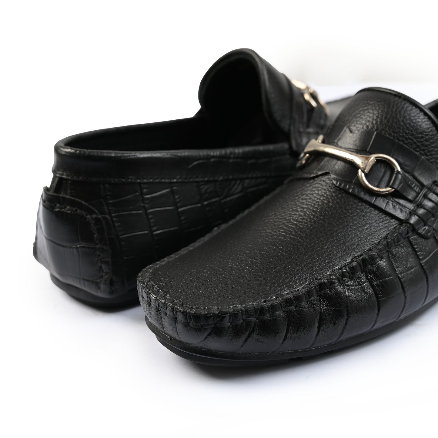 BLACK LEATHER MOCCASIN