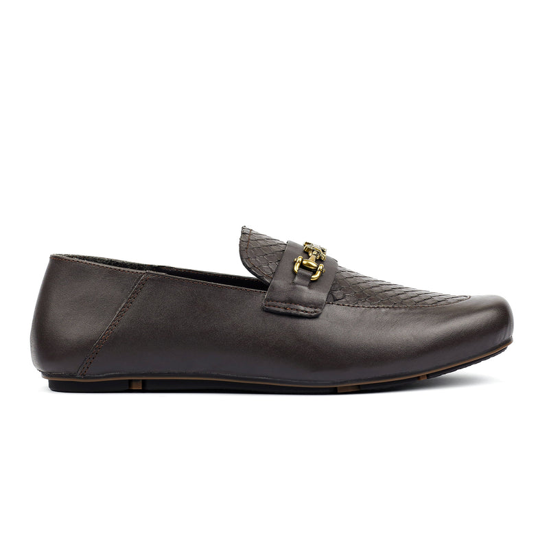 BROWN TEXTURED LEATHER MOCCASIN