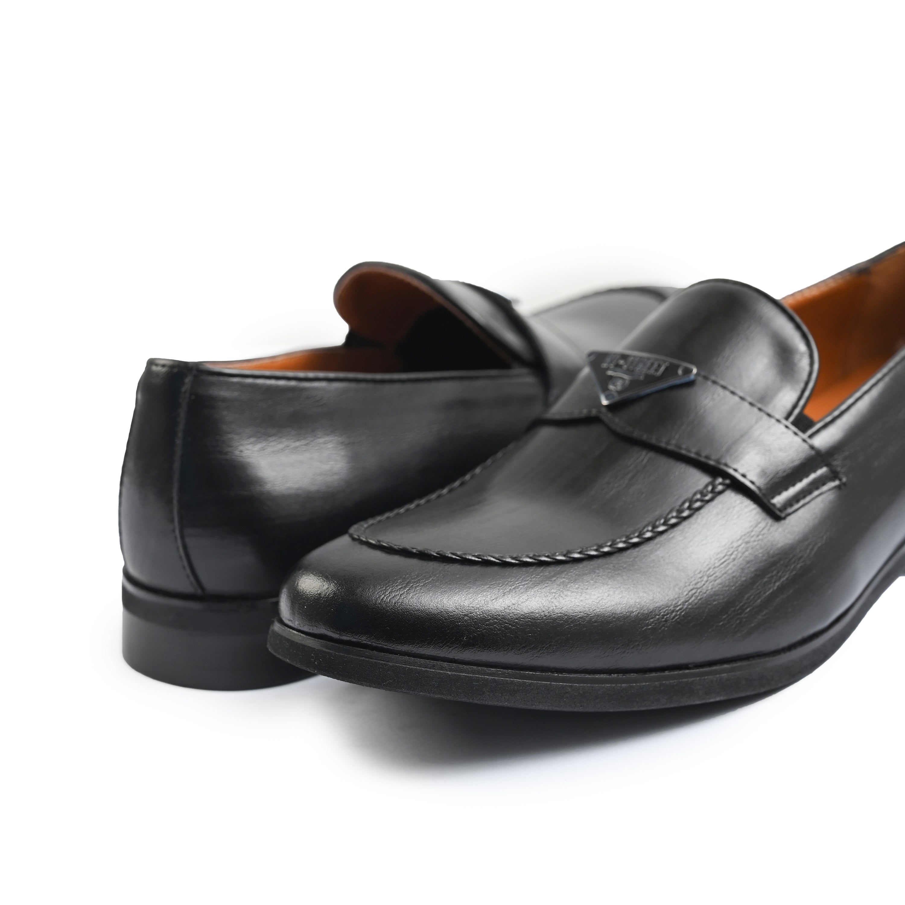 BLACK SNAFFLE TRIM SHOES