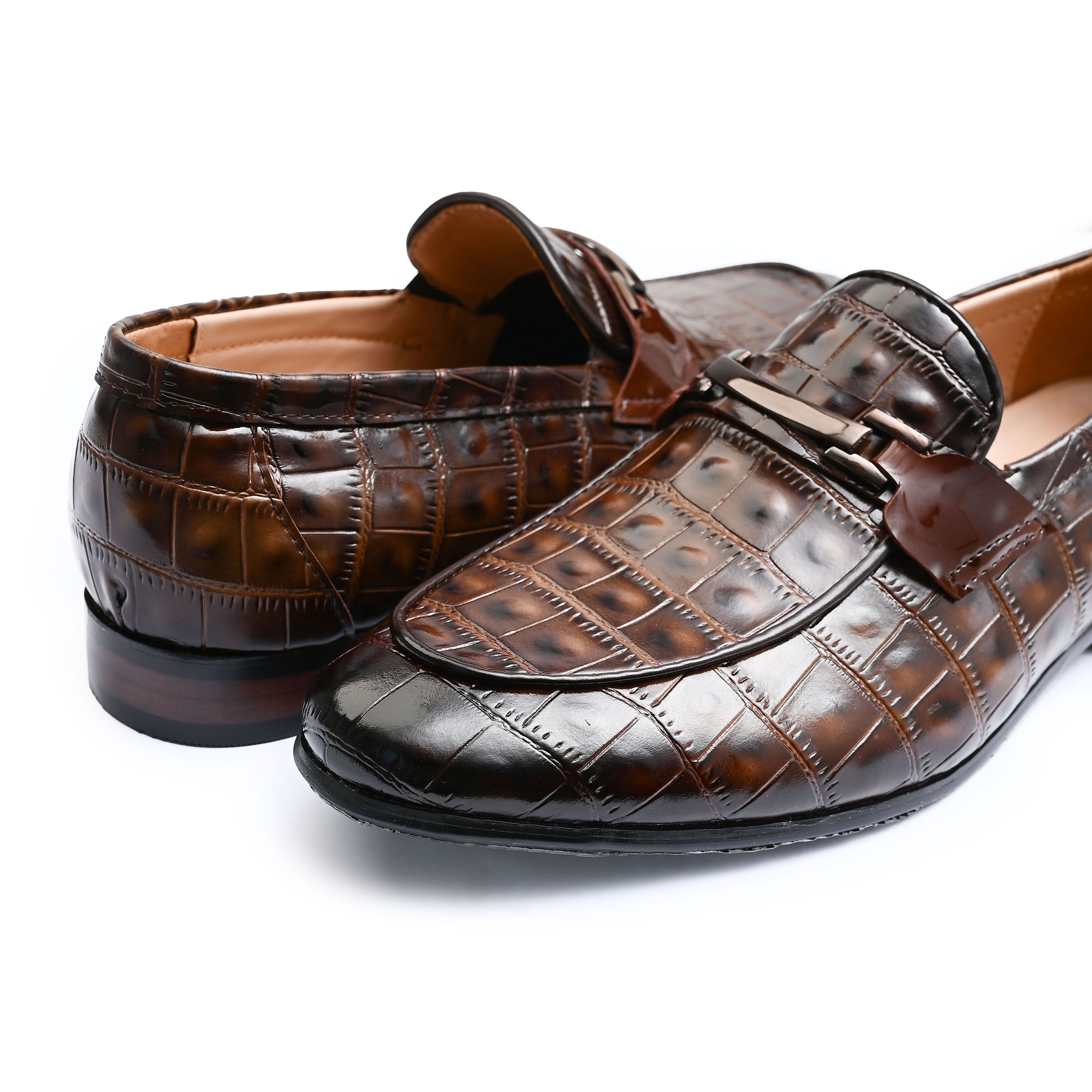 BROWN GATOR TEXTURE SHOES