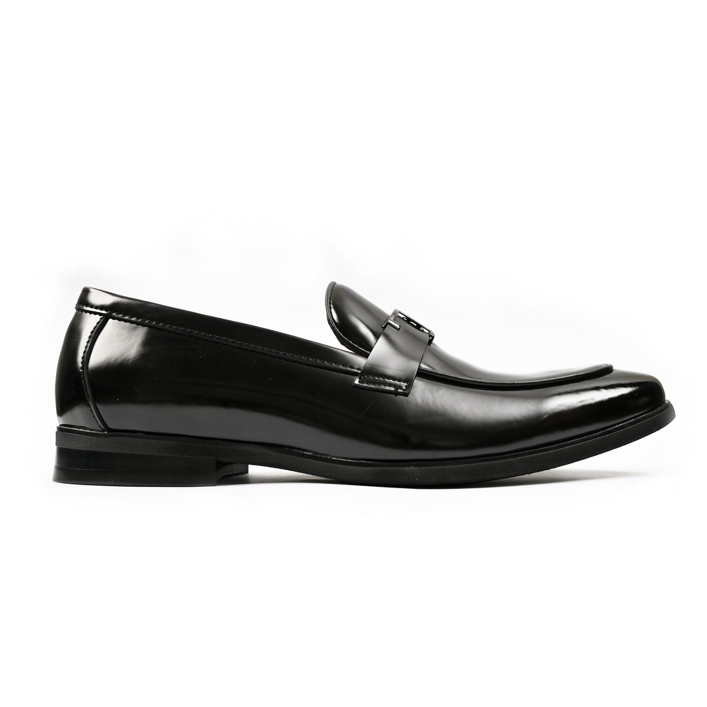 BLACK PATENT BUCKLE SHOES