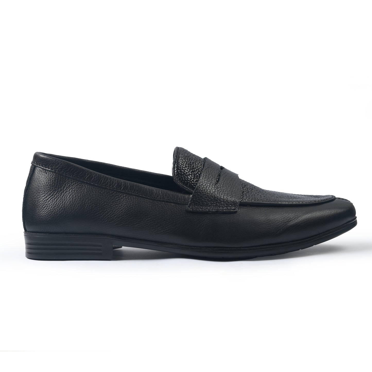 BLACK TEXTURED LEATHER SHOES