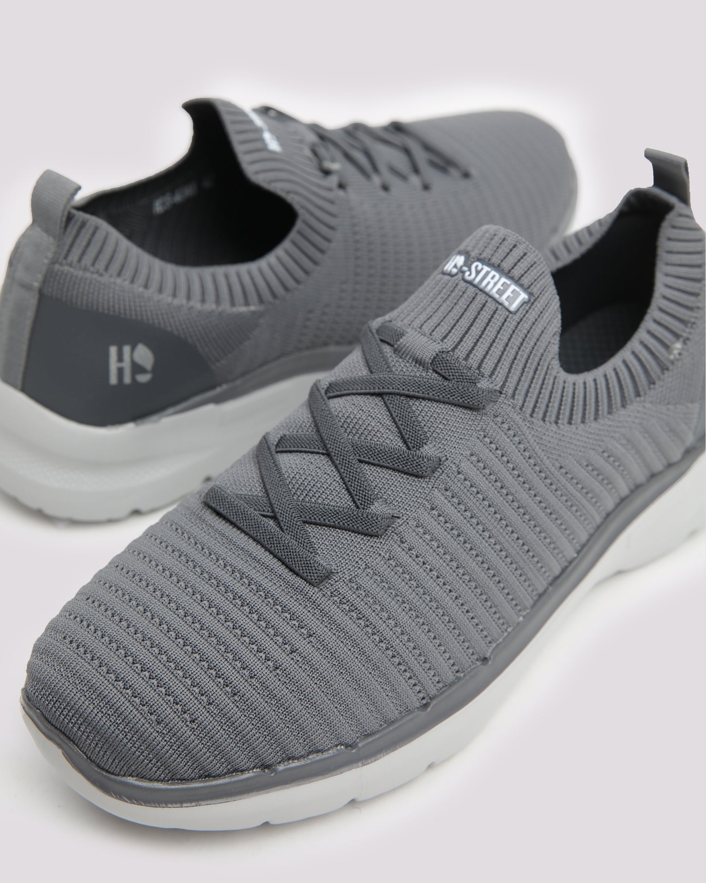 Grey Knited Comfort Trainer