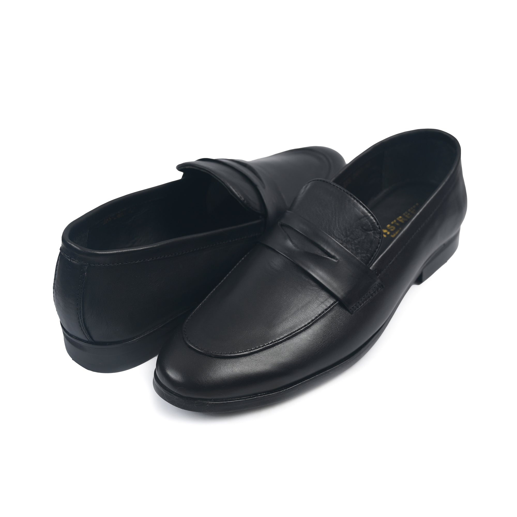 BLACK SOFT LEATHER LOAFER