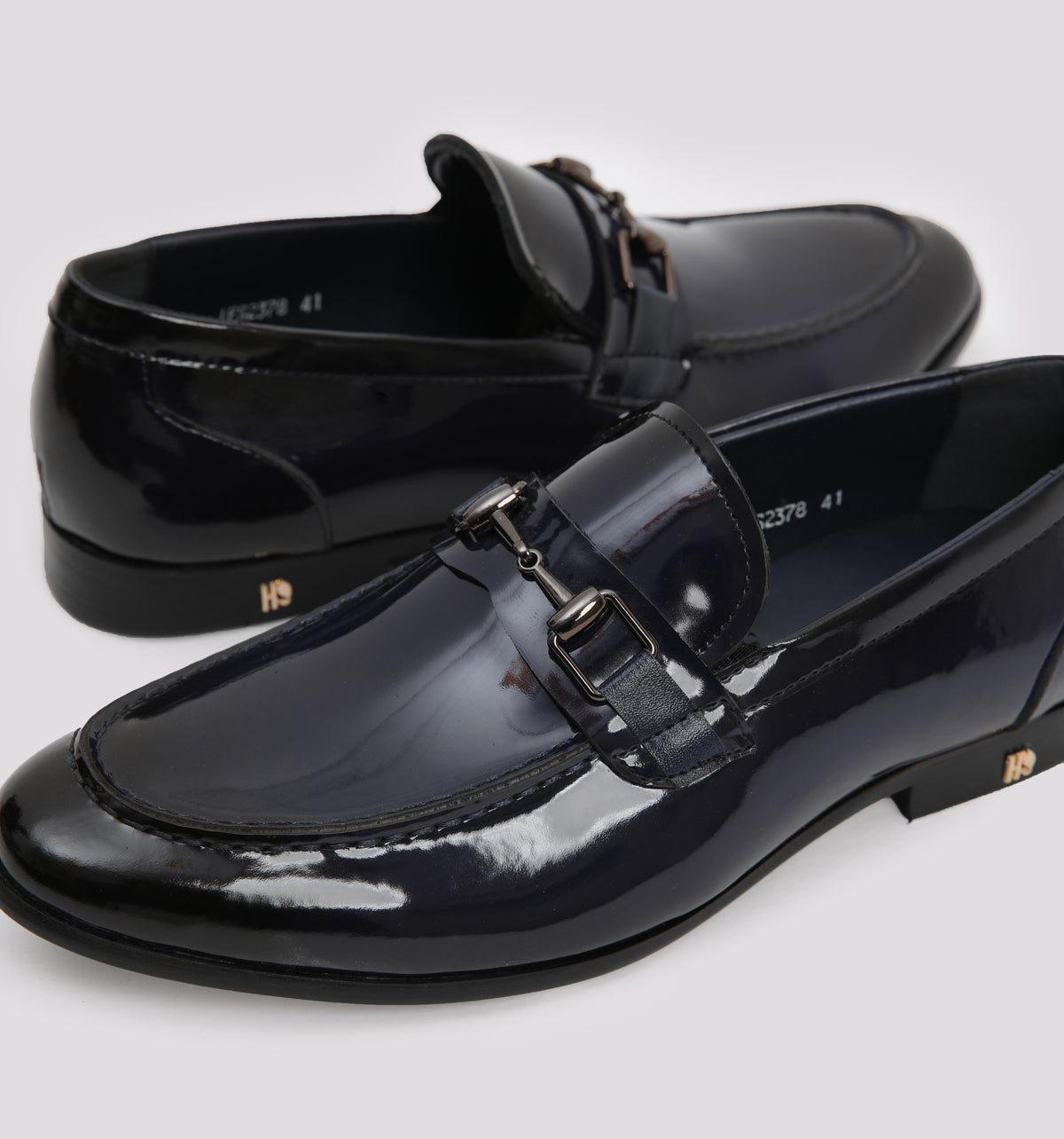NAVY PATENT SHOES