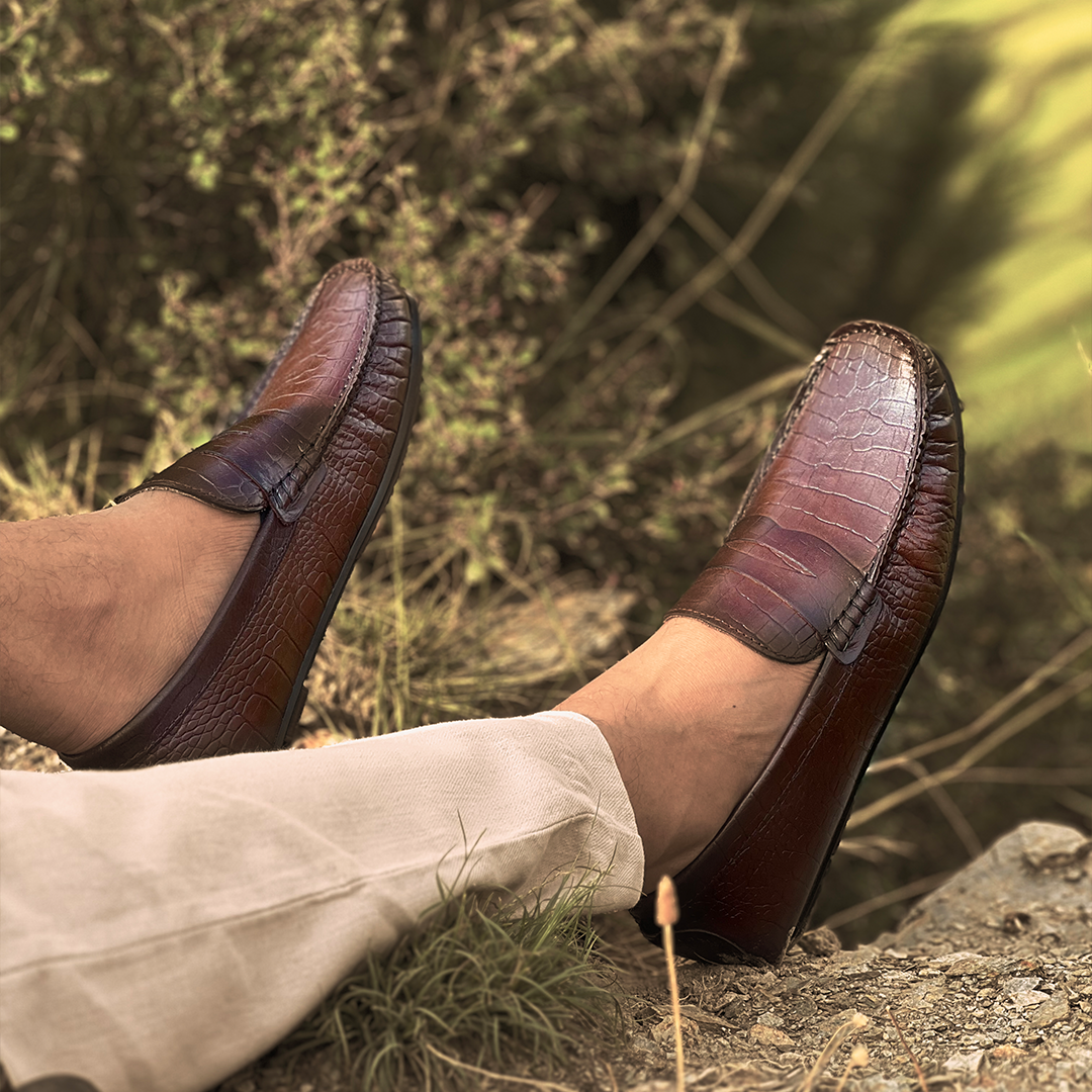 BROWN TEXTURED LEATHER SHOES