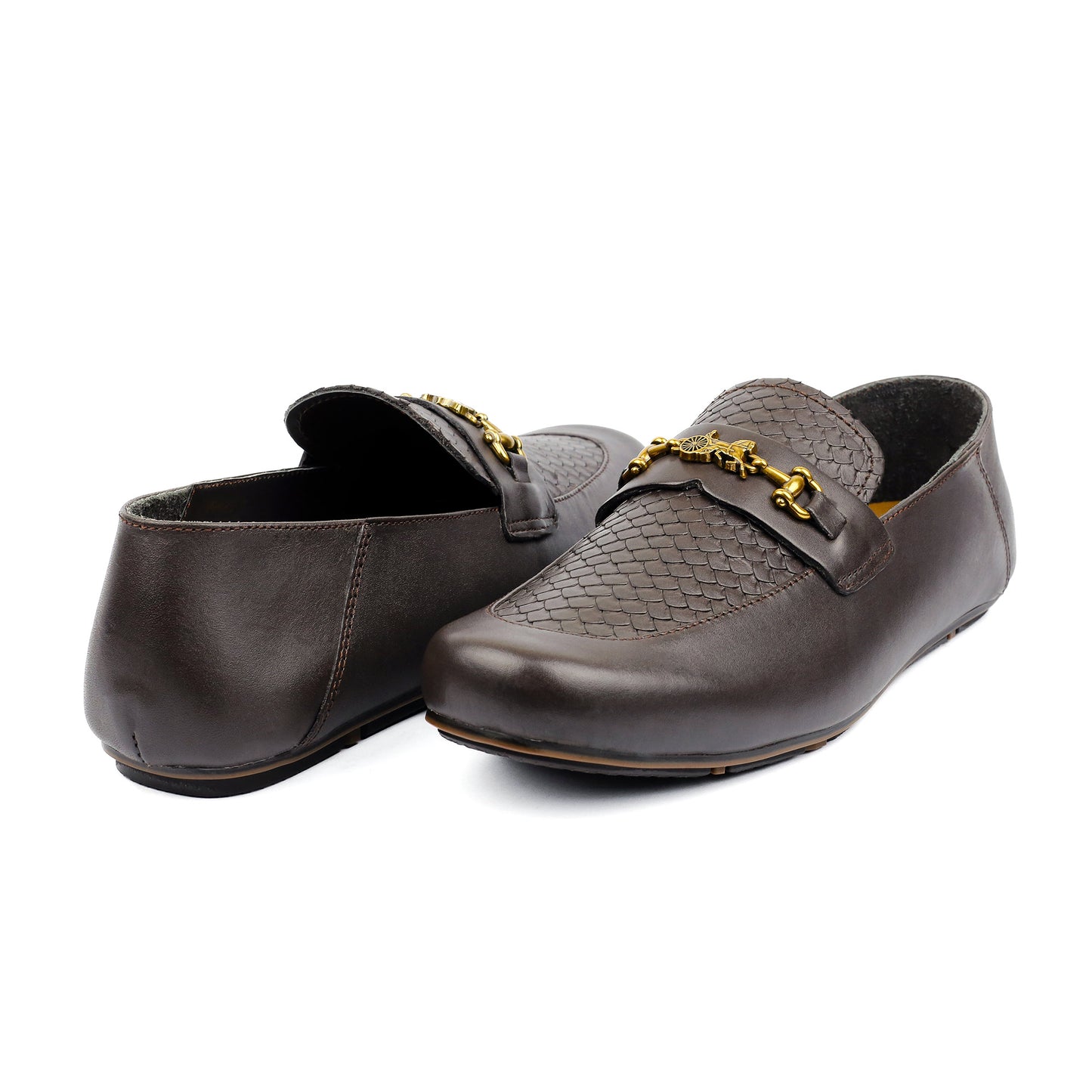 BROWN TEXTURED LEATHER MOCCASIN