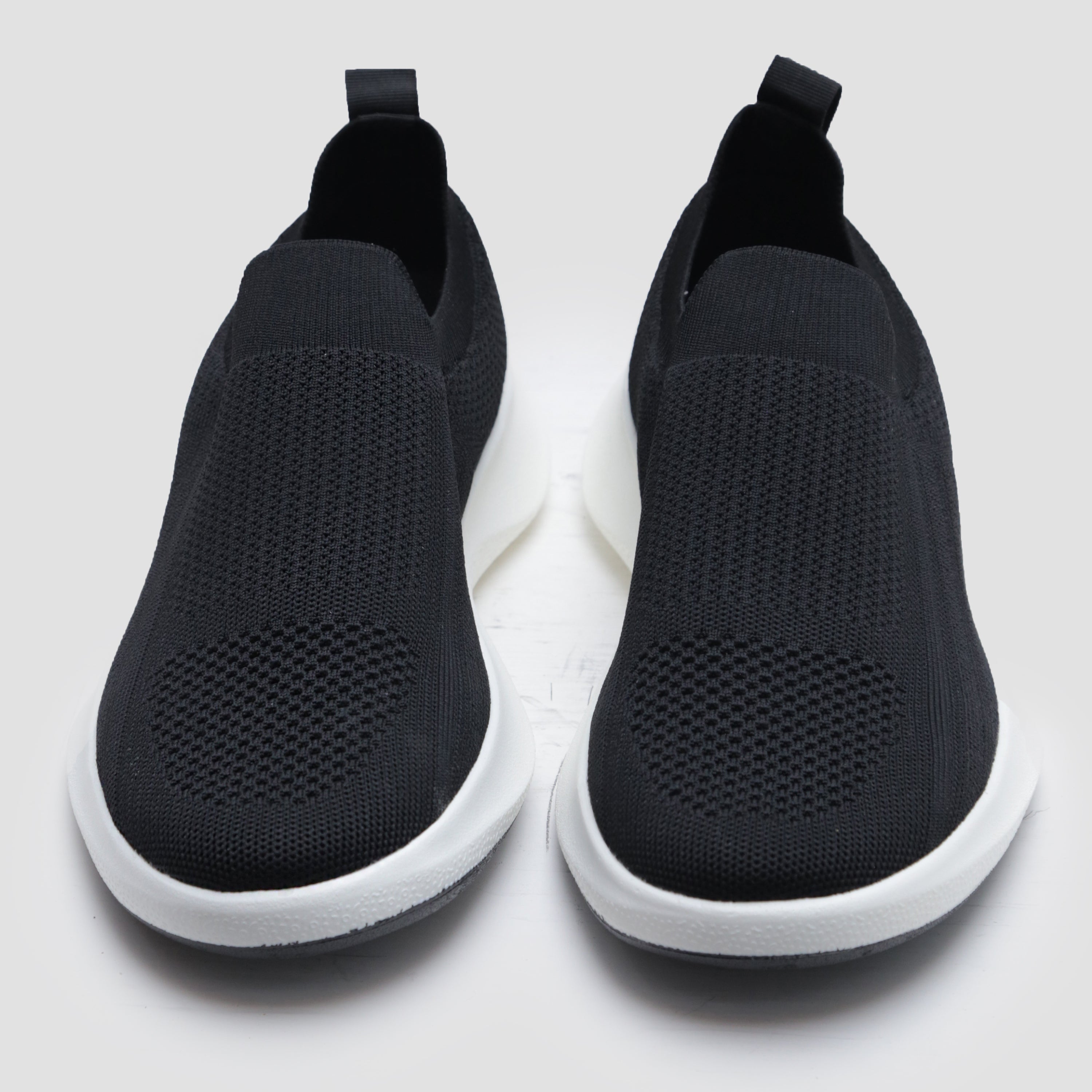 KNIT FABRIC COMFORT SNEAKER