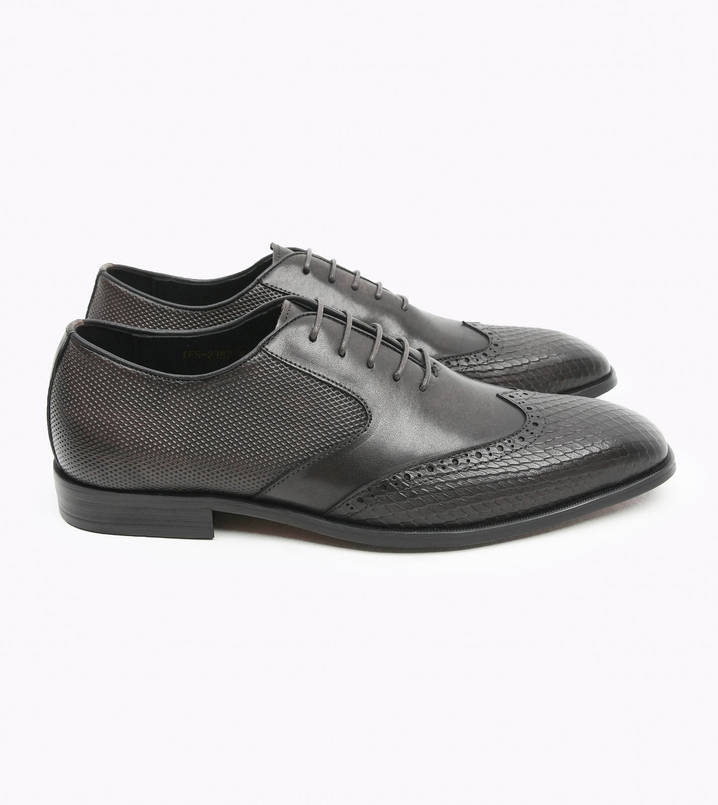 Oxford Textured Shoes