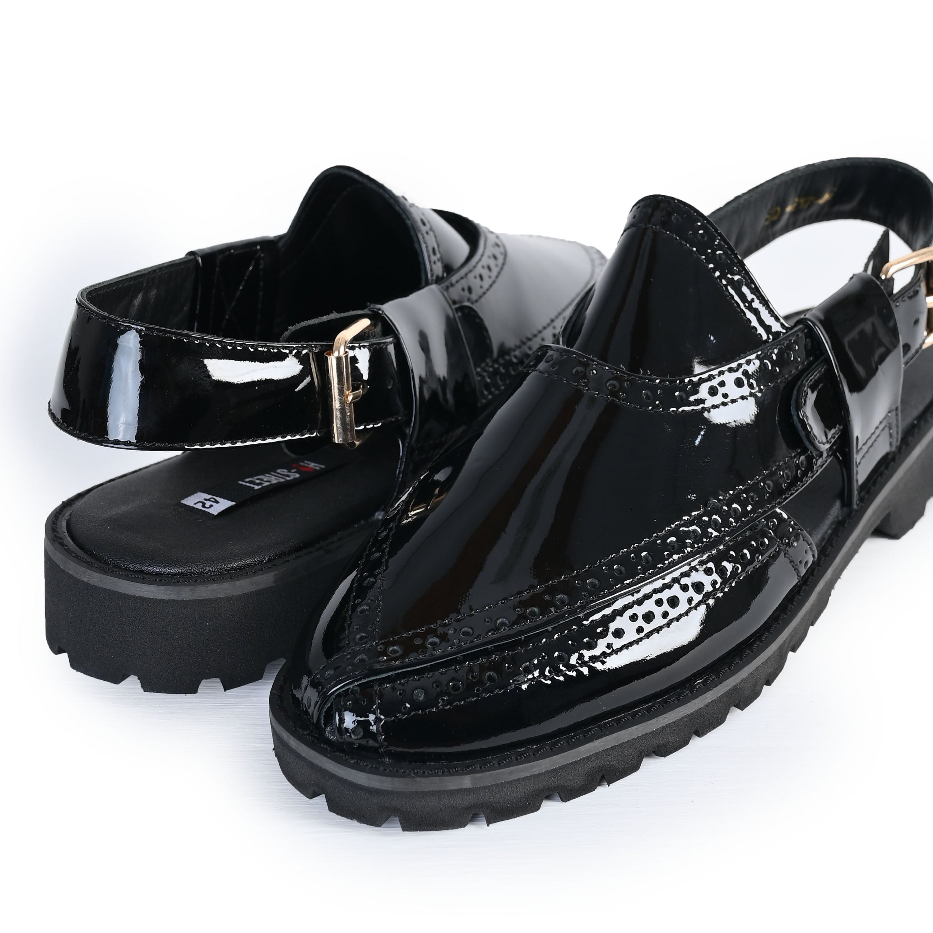 BLACK PATENT LEATHER SANDAL