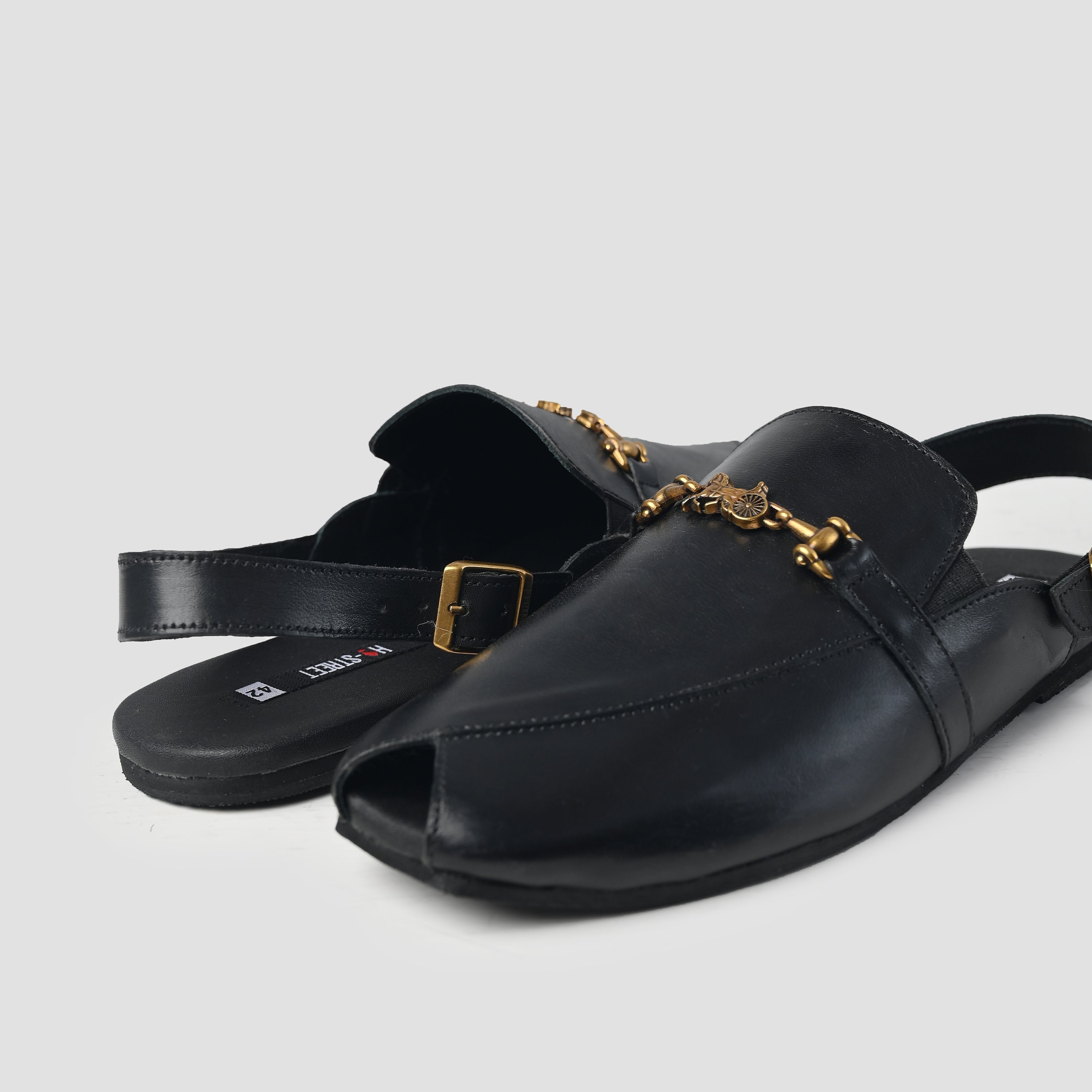 BLACK PEBBLE GRAIN LEATHER SANDAL