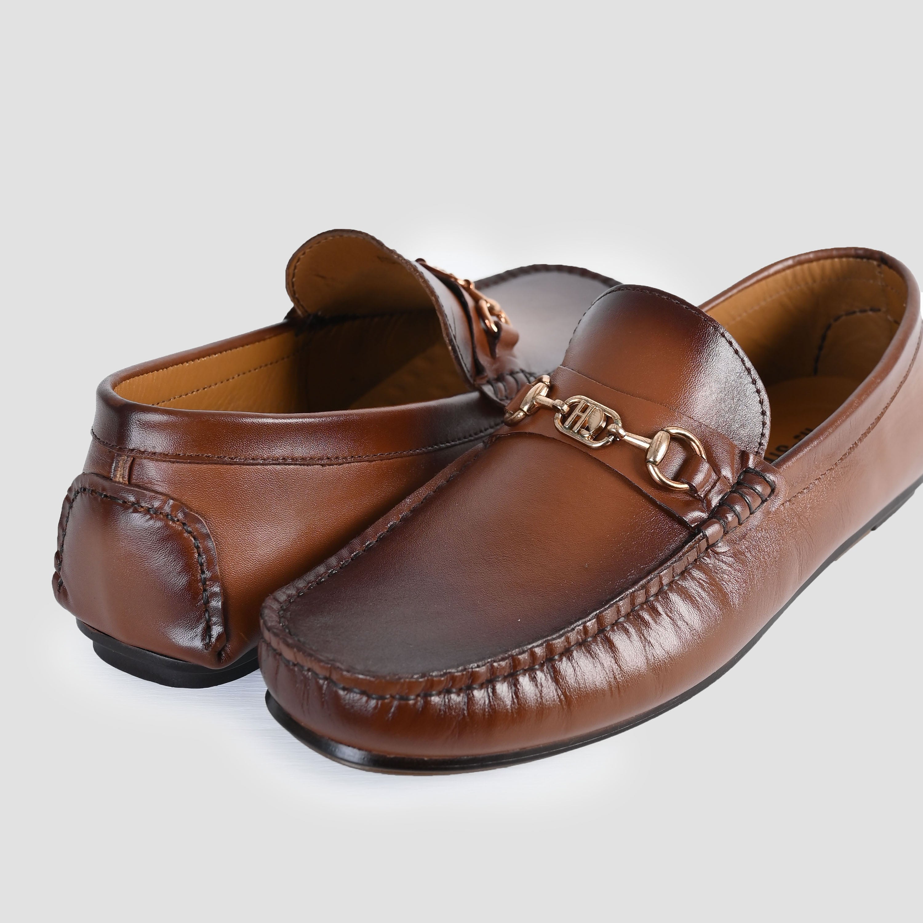 BROWN LEATHER BUCKLE MOCCASIN