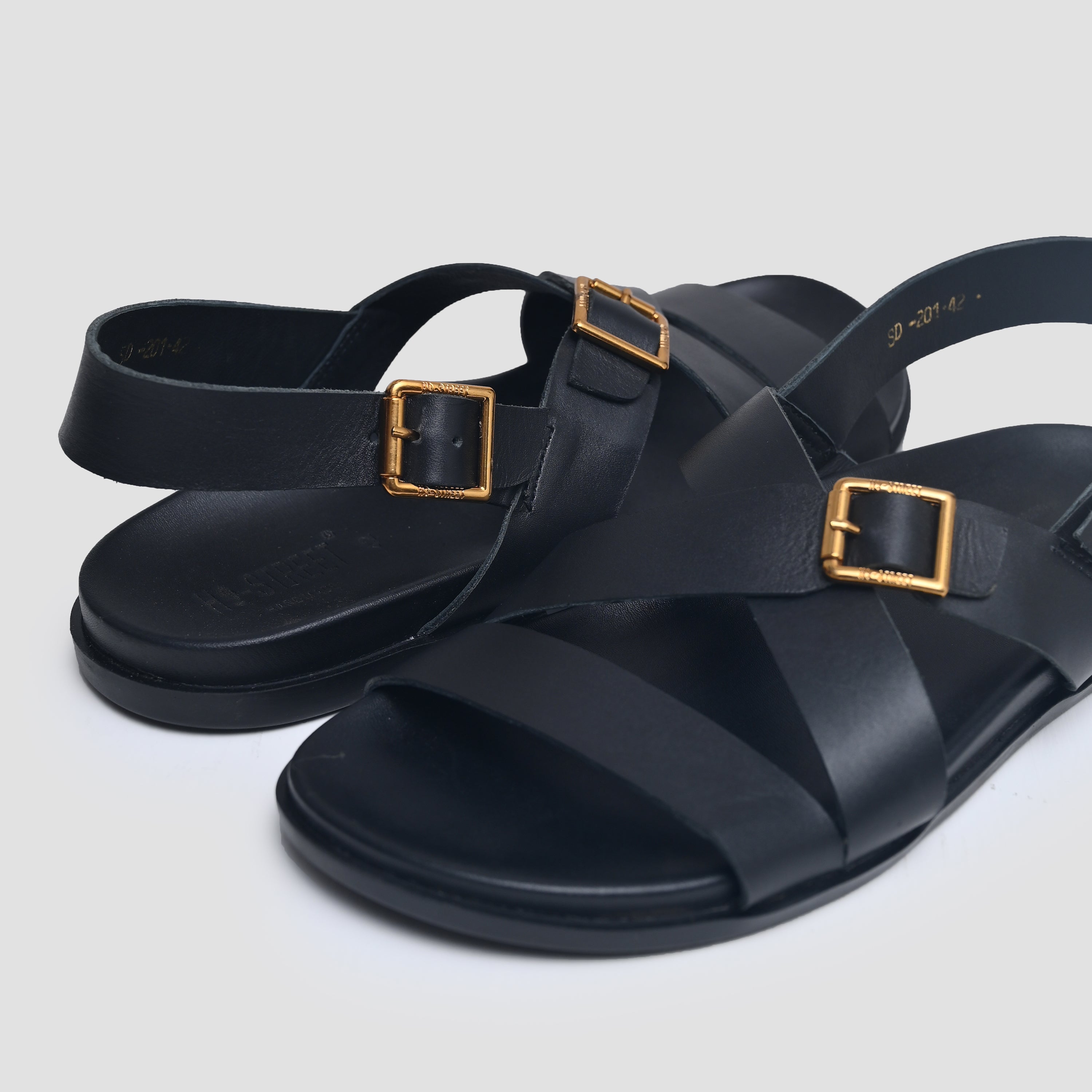 BLACK ANILINE LEATHER SANDAL